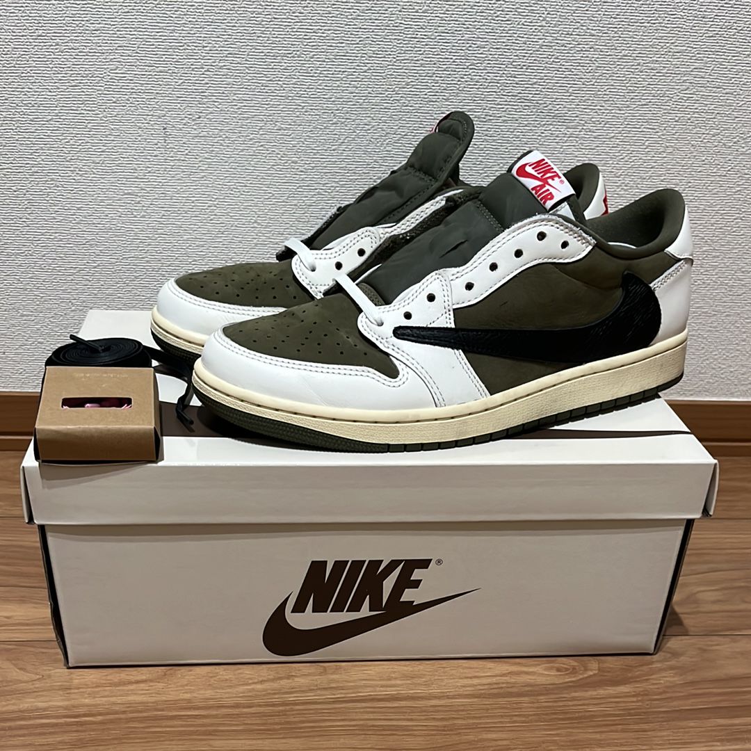 Travis Scott × Nike Air Jordan 1 Low OG SP "Reverse Olive"