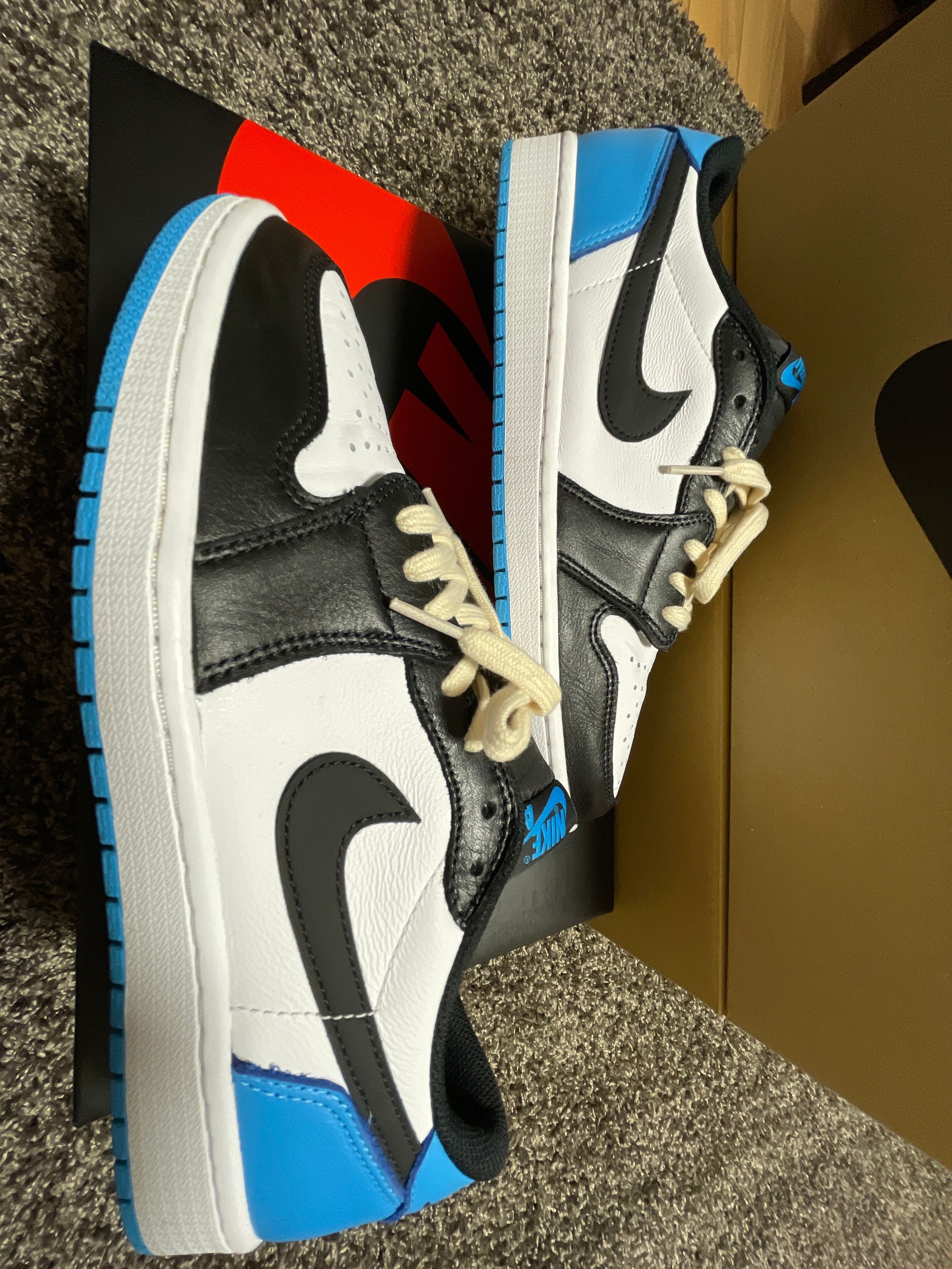 Nike Air Jordan 1 Low OG "Black and Dark Powder Blue/UNC"