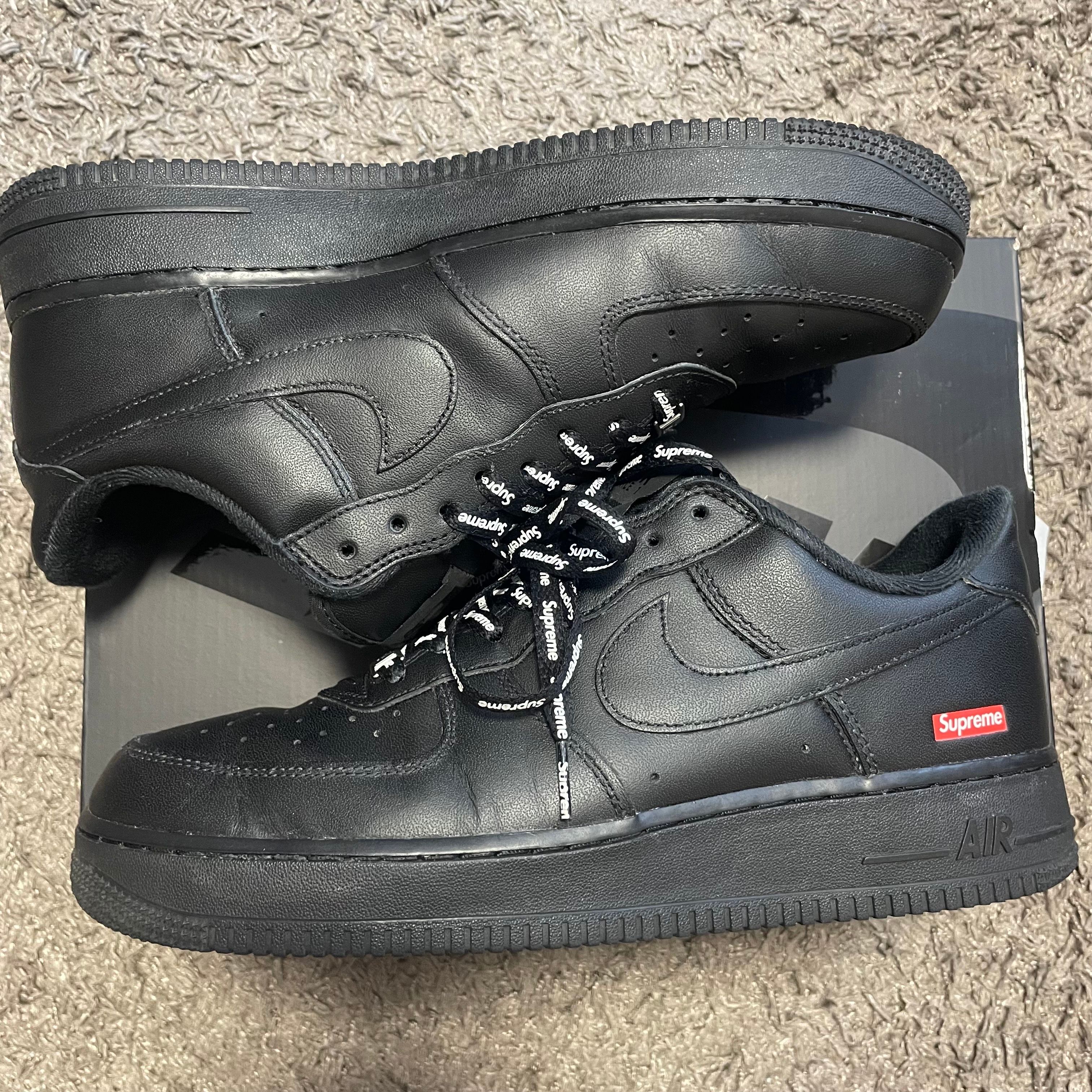 Supreme × Nike Air Force 1 Low "Black"