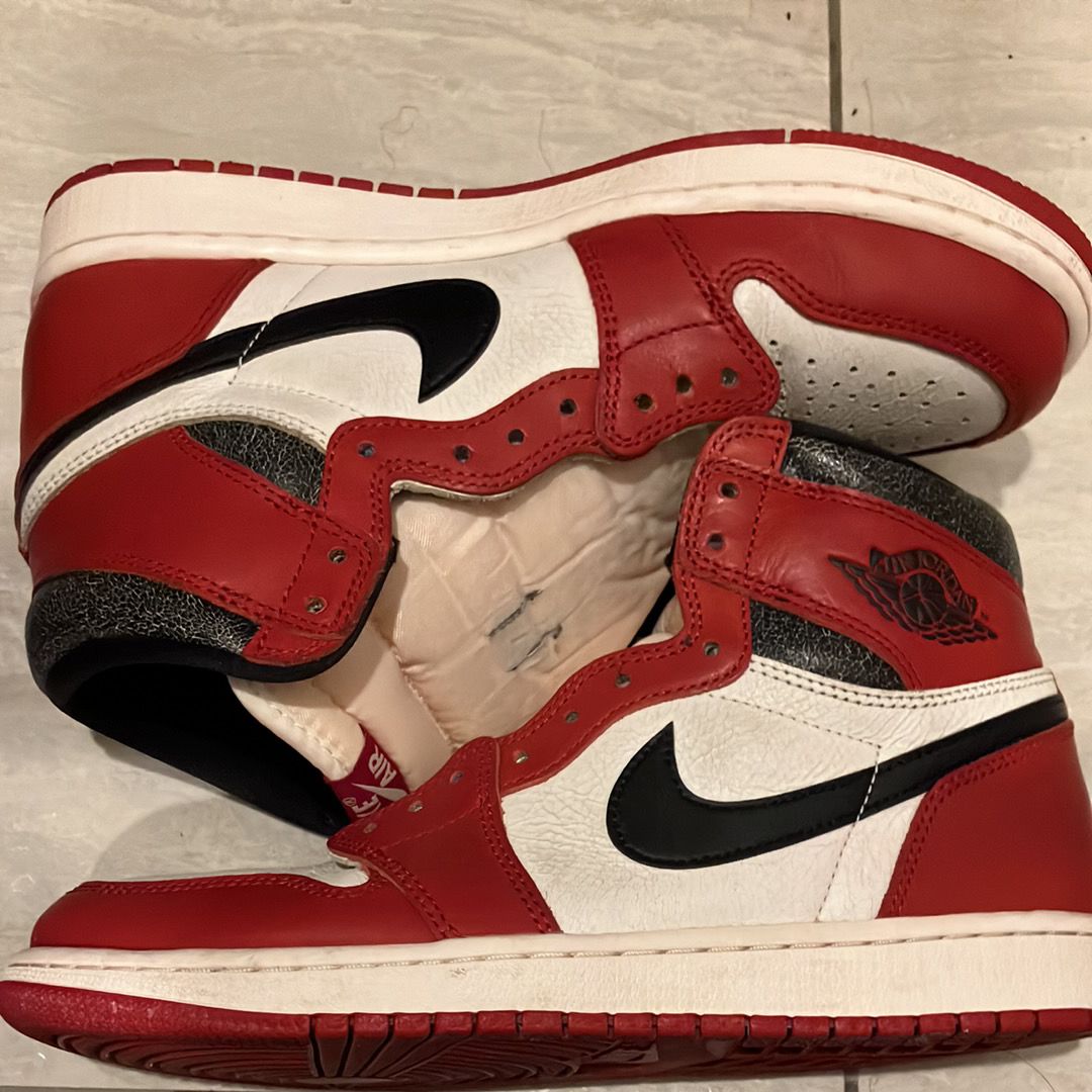 Nike Air Jordan 1 High OG "Lost & Found/Chicago"