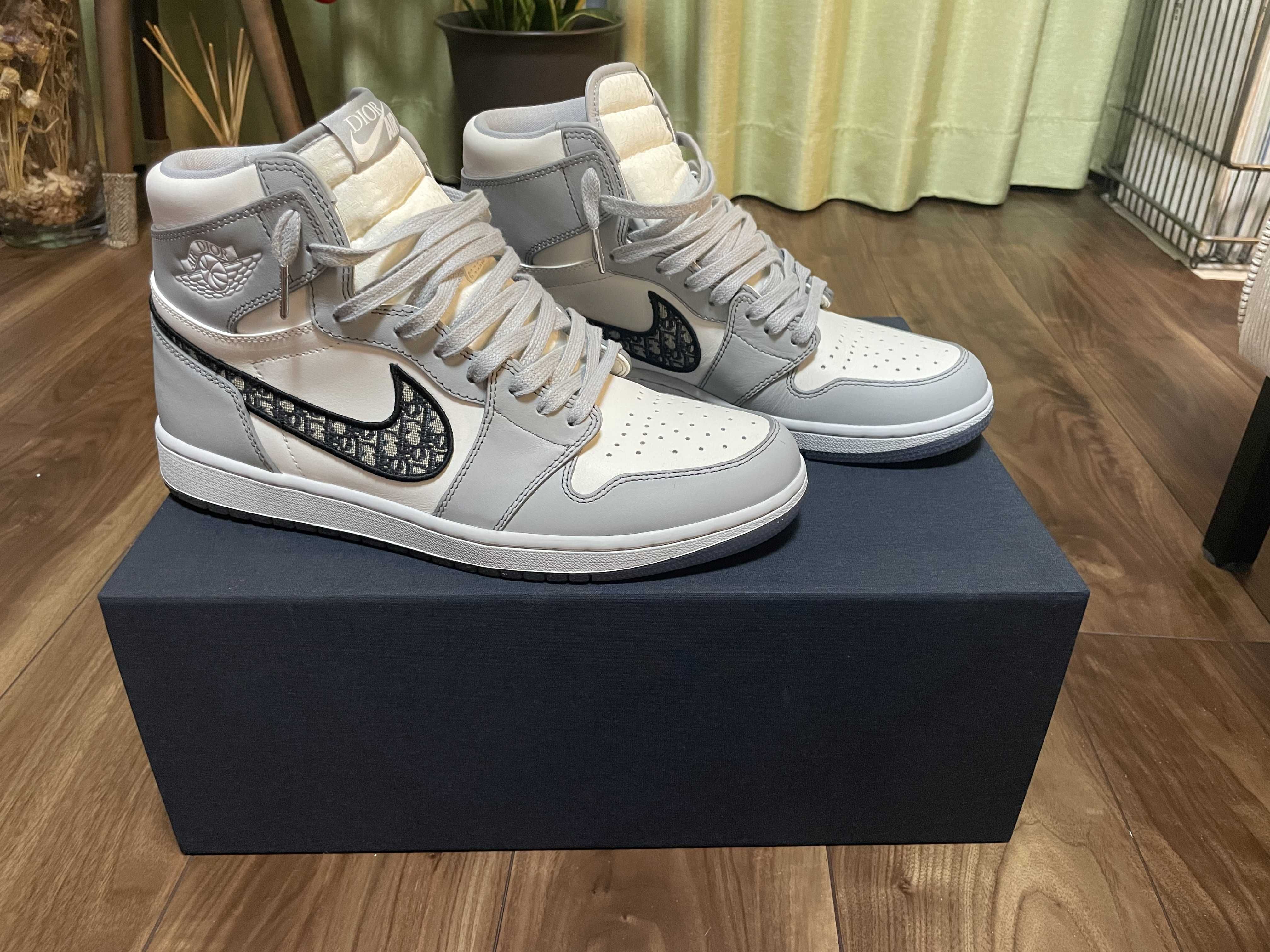 Dior × Nike Air Jordan 1 High OG "DIOR"