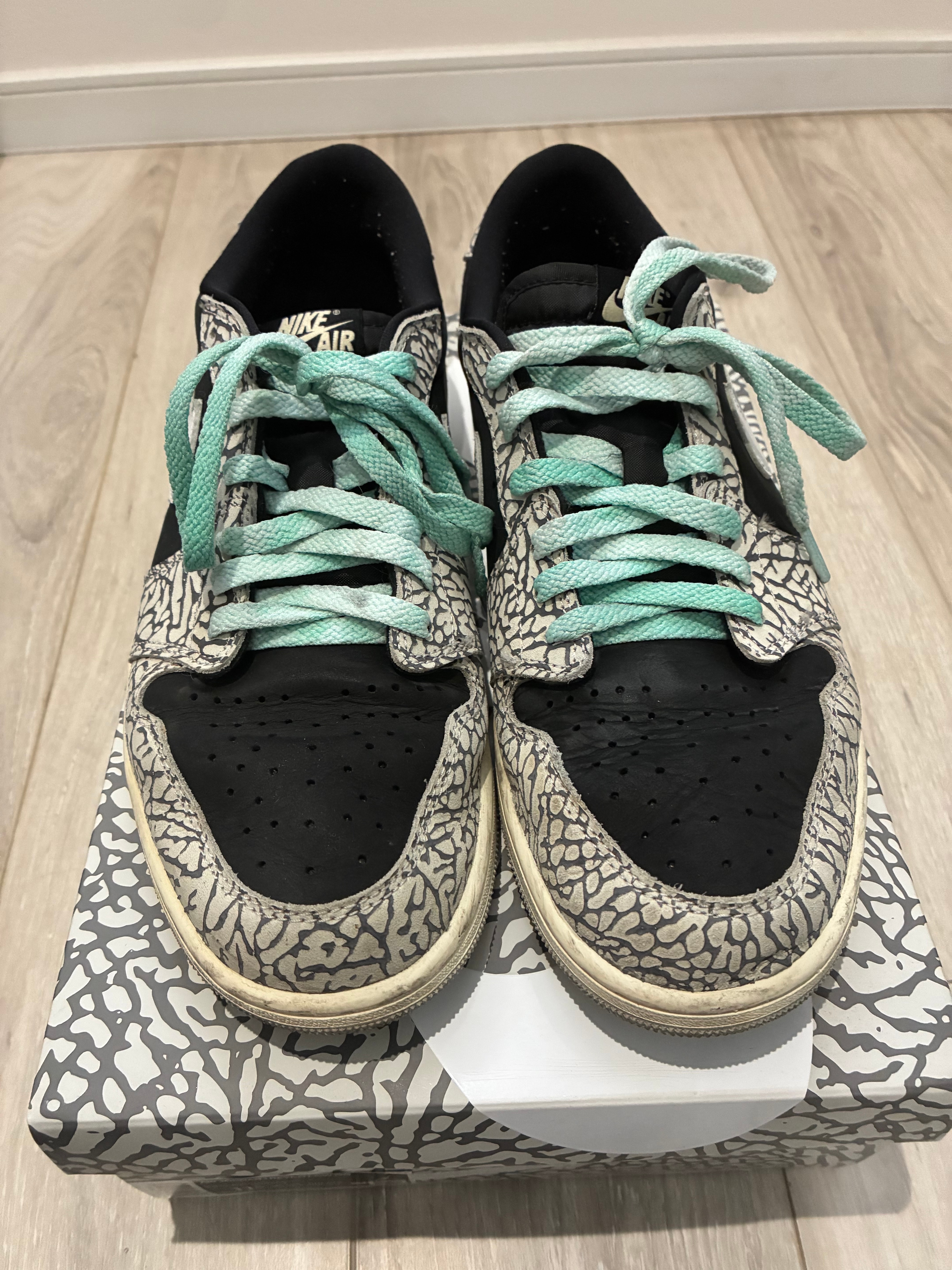 Nike Air Jordan 1 Retro Low OG "Black Cement"