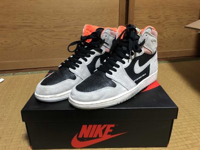 Nike Air Jordan 1 RETRO High OG "Hyper Crimson"