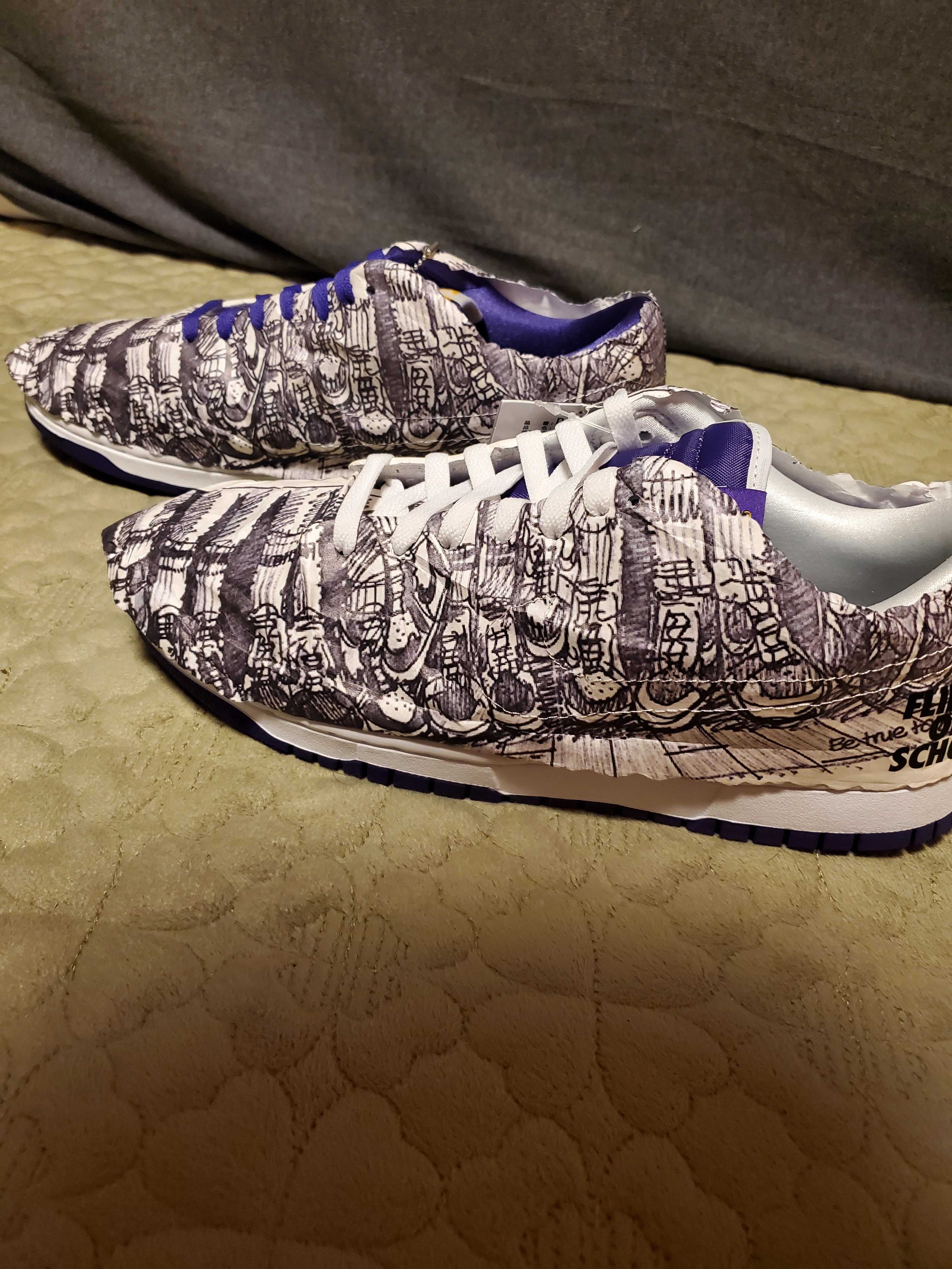 Nike Women's Dunk Low "Made You Look"