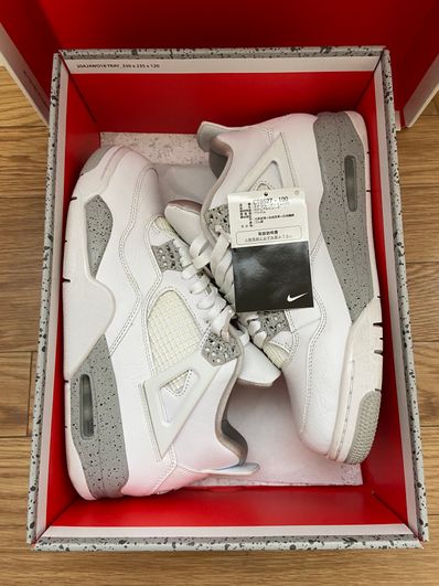Nike Air Jordan 4 "Tech White"