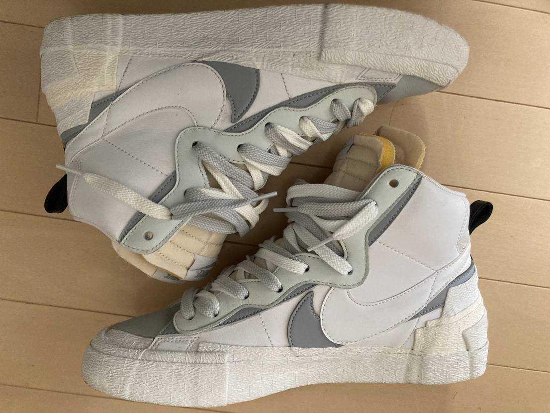 sacai × NIKE BLAZER MID "WHITE/WOLF GREY"