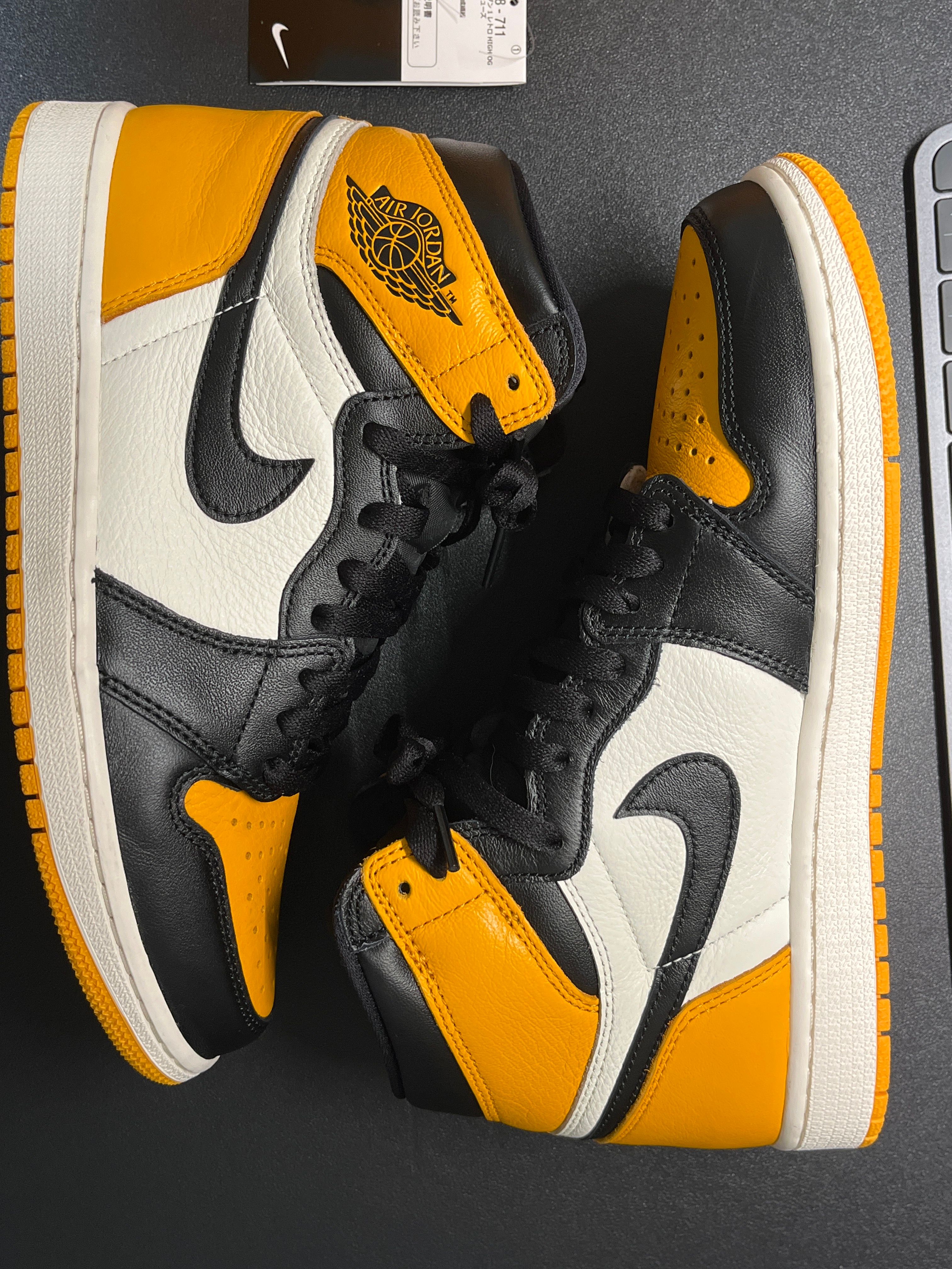 Nike Air Jordan 1 Retro High OG "Taxi"