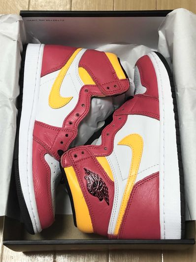 Nike Air Jordan 1 High OG "Light Fusion Red"