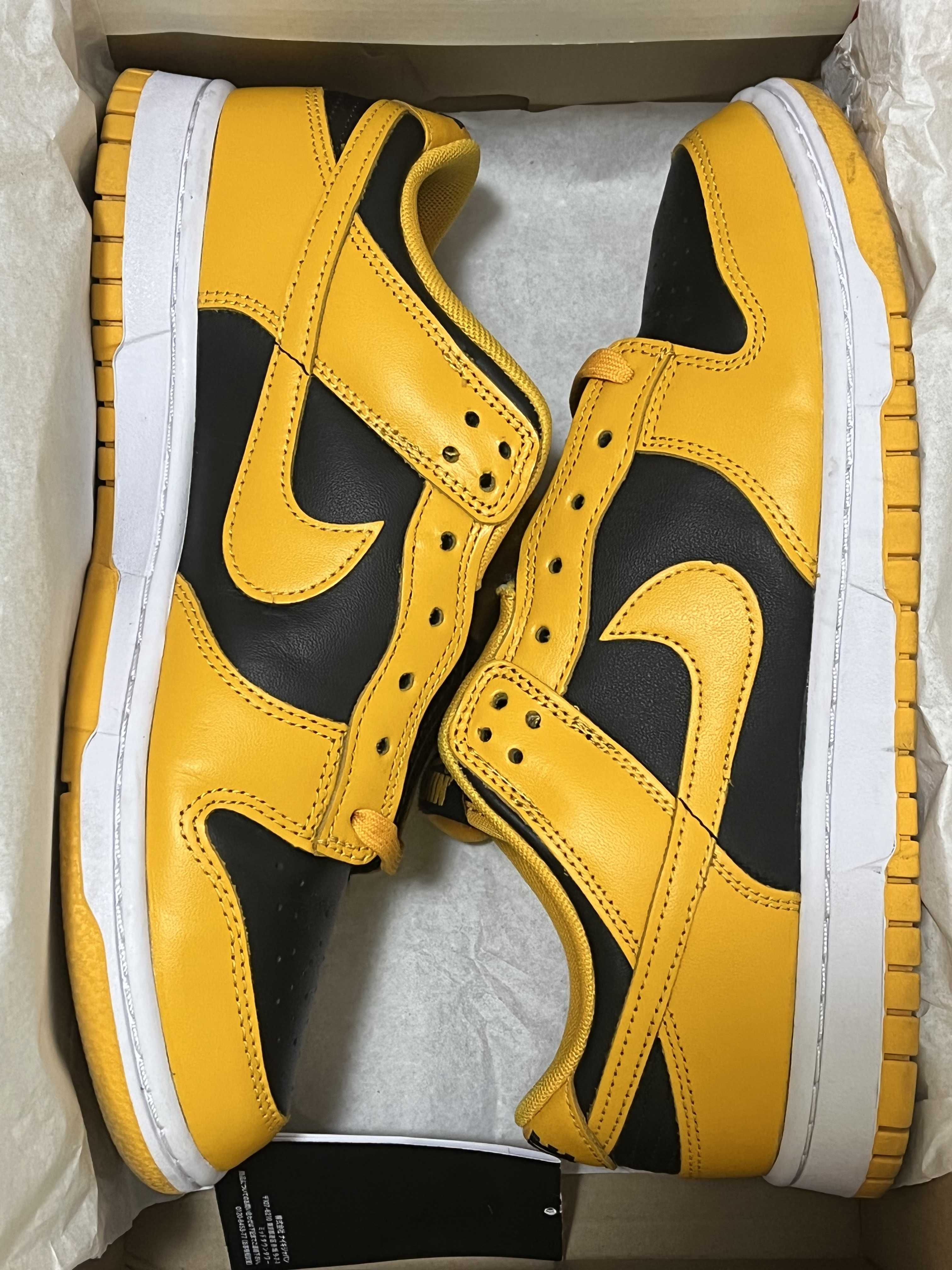 Nike Dunk Low "Championship Goldenrod"