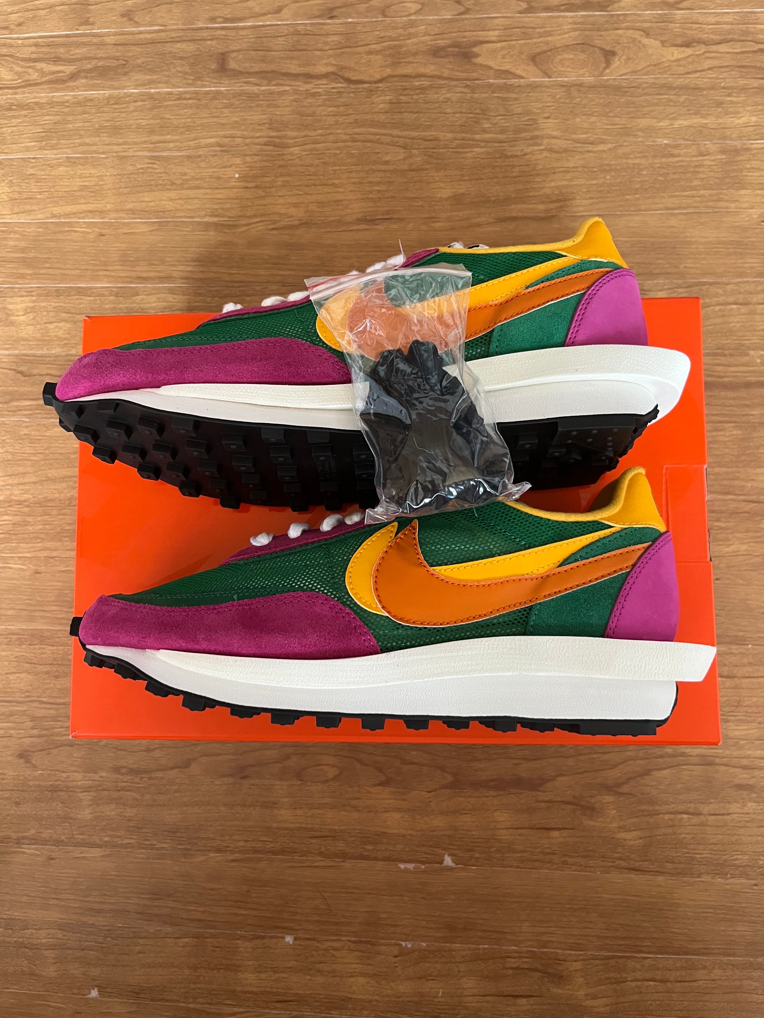 sacai × NIKE LDV WAFFLE "PINE GREEN"