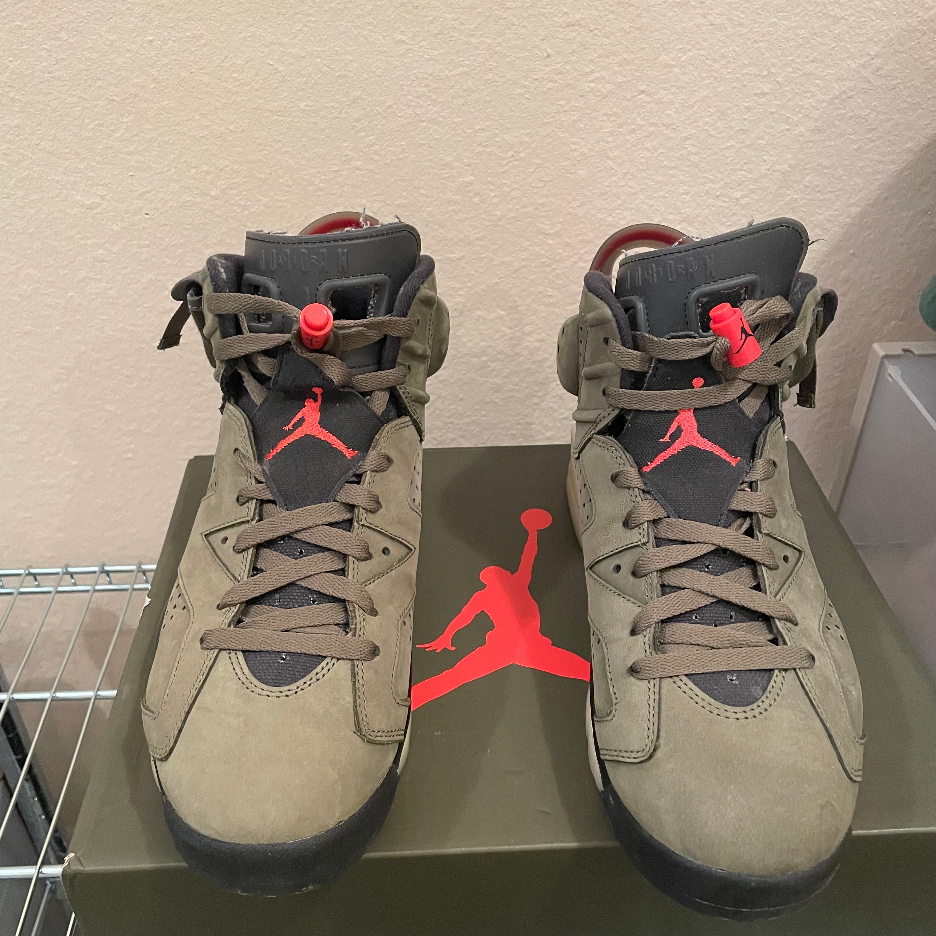 Travis Scott × Nike Air Jordan 6 Retro "Medium Olive"