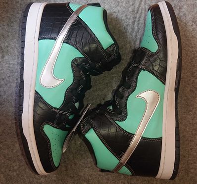 Diamond Supply × Nike SB Dunk High "Tiffany"