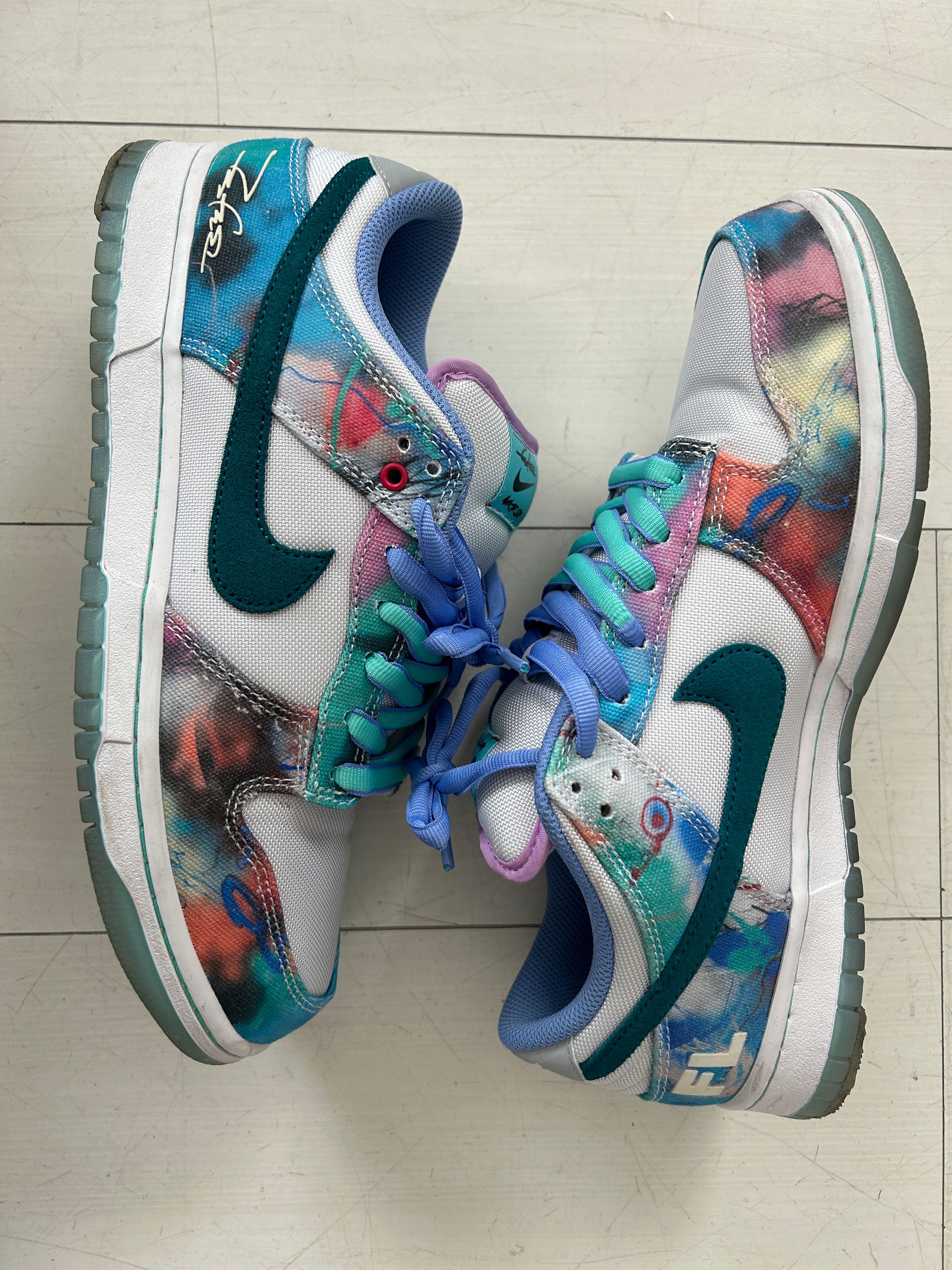 Futura × Nike SB Dunk Low "White and Geode Teal"