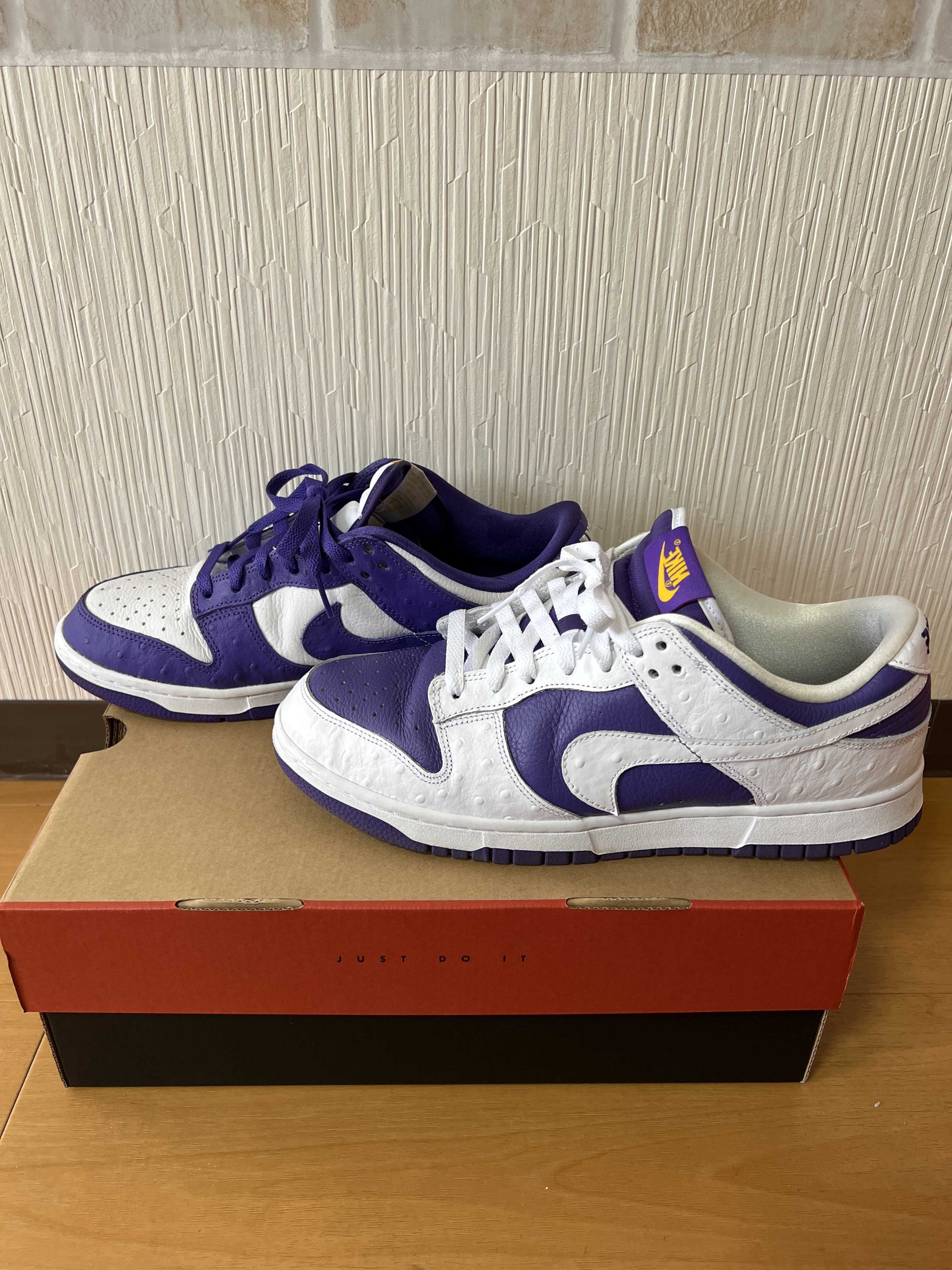 Nike Women's Dunk Low "Made You Look"