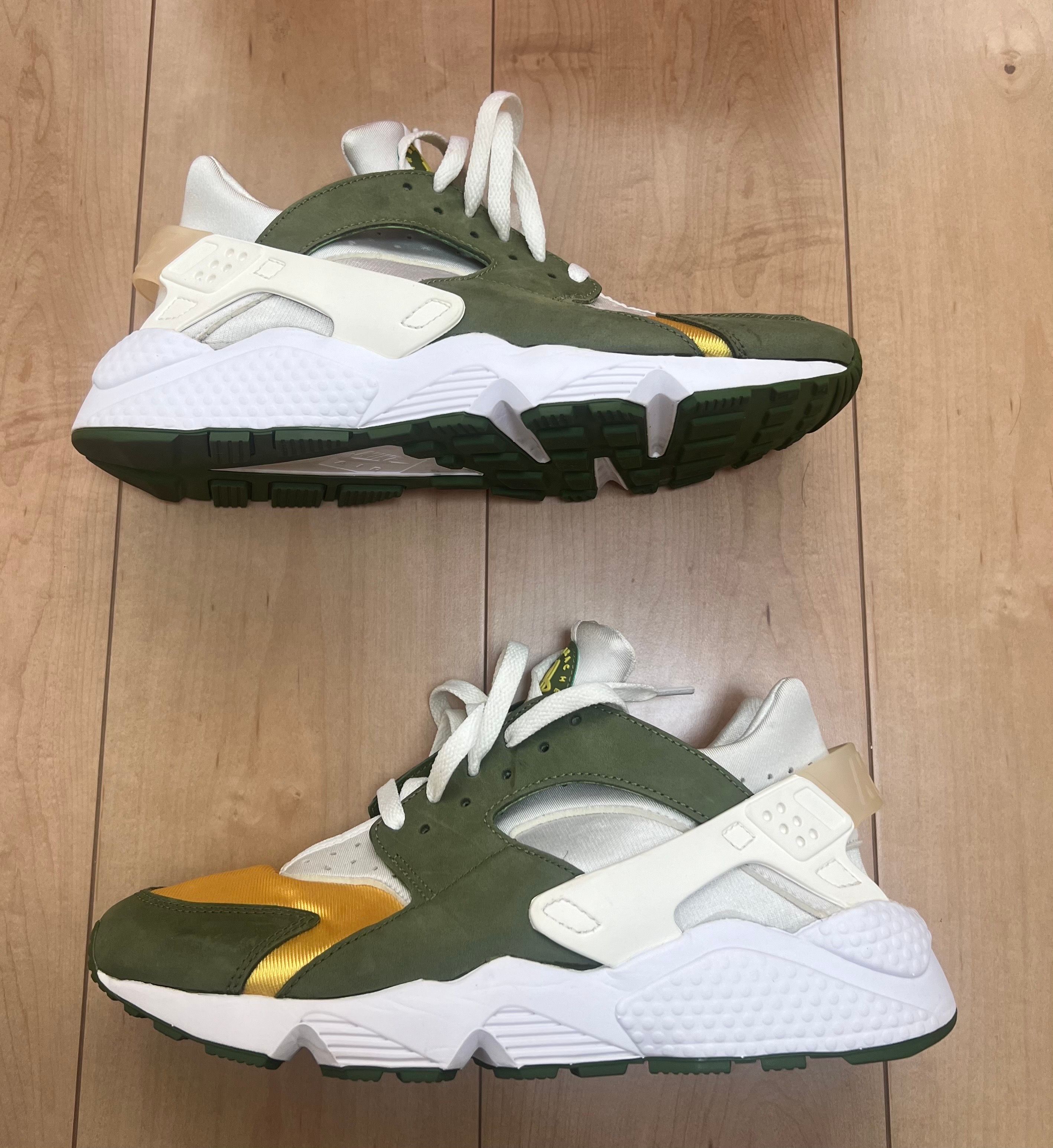 Stussy × Nike Air Huarache "Dark Olive"