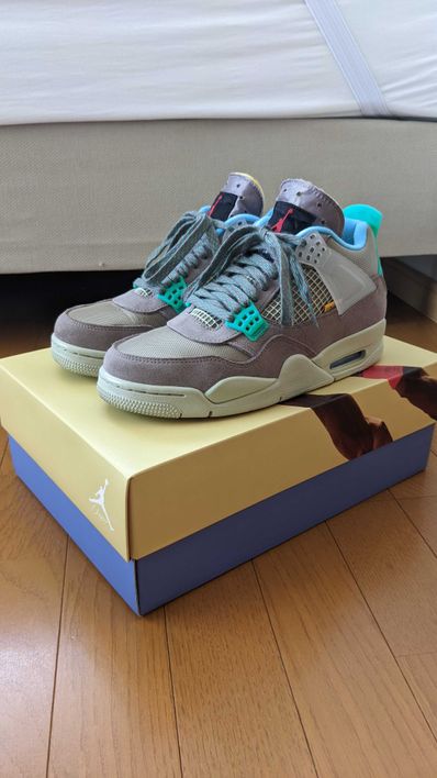 UNION × NIKE AIR JORDAN 4 SP "TAUPE HAZE"