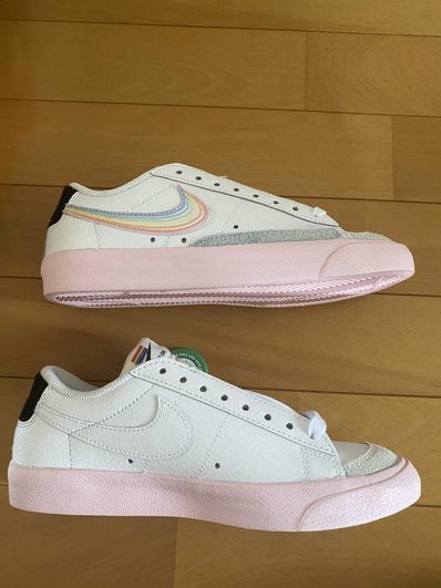 NIKE BLAZER LOW "BE TRUE"