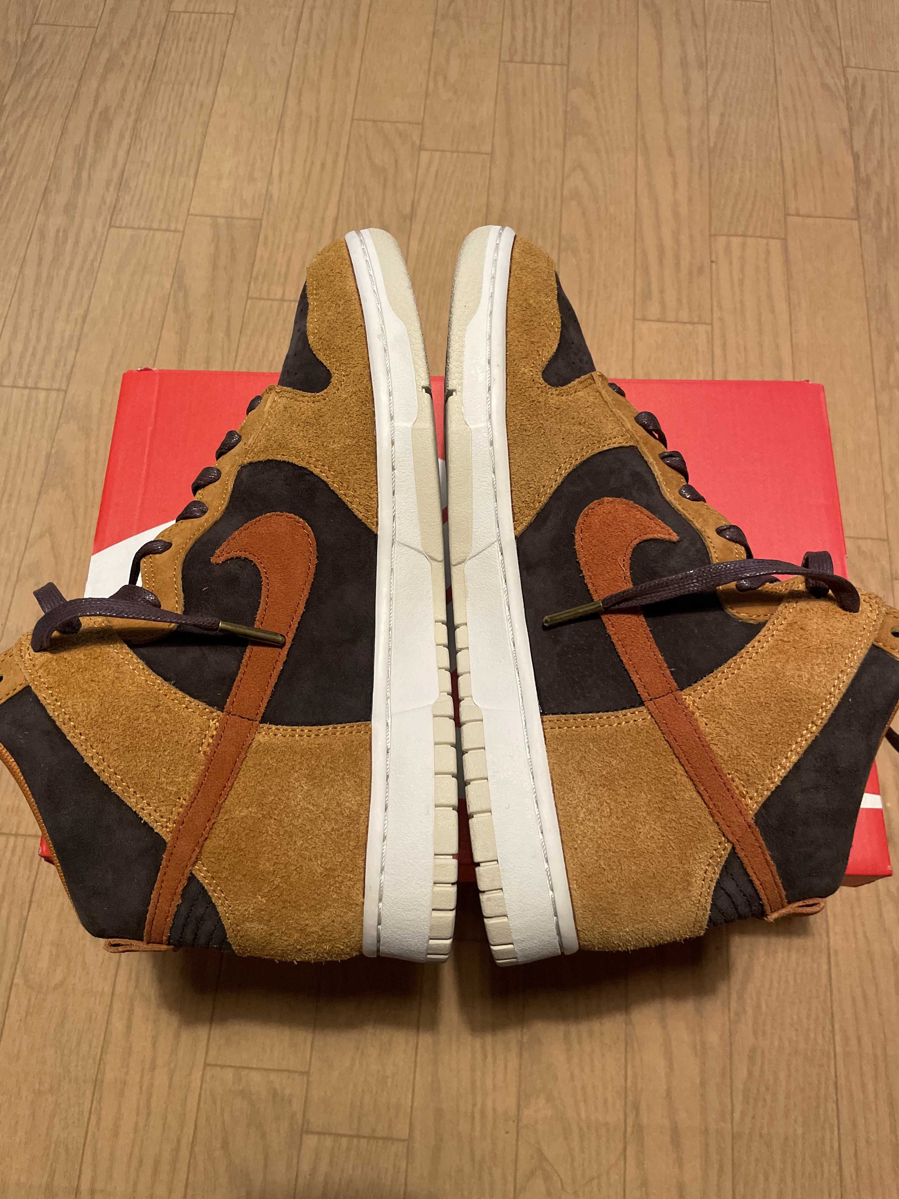 NIKE DUNK HIGH PRM "DARK CURRY"
