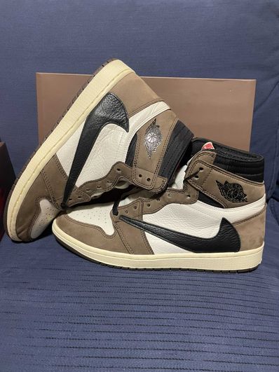 Travis Scott × Nike Air Jordan 1 Retro High OG TS SP "Sail/Dark Mocha"