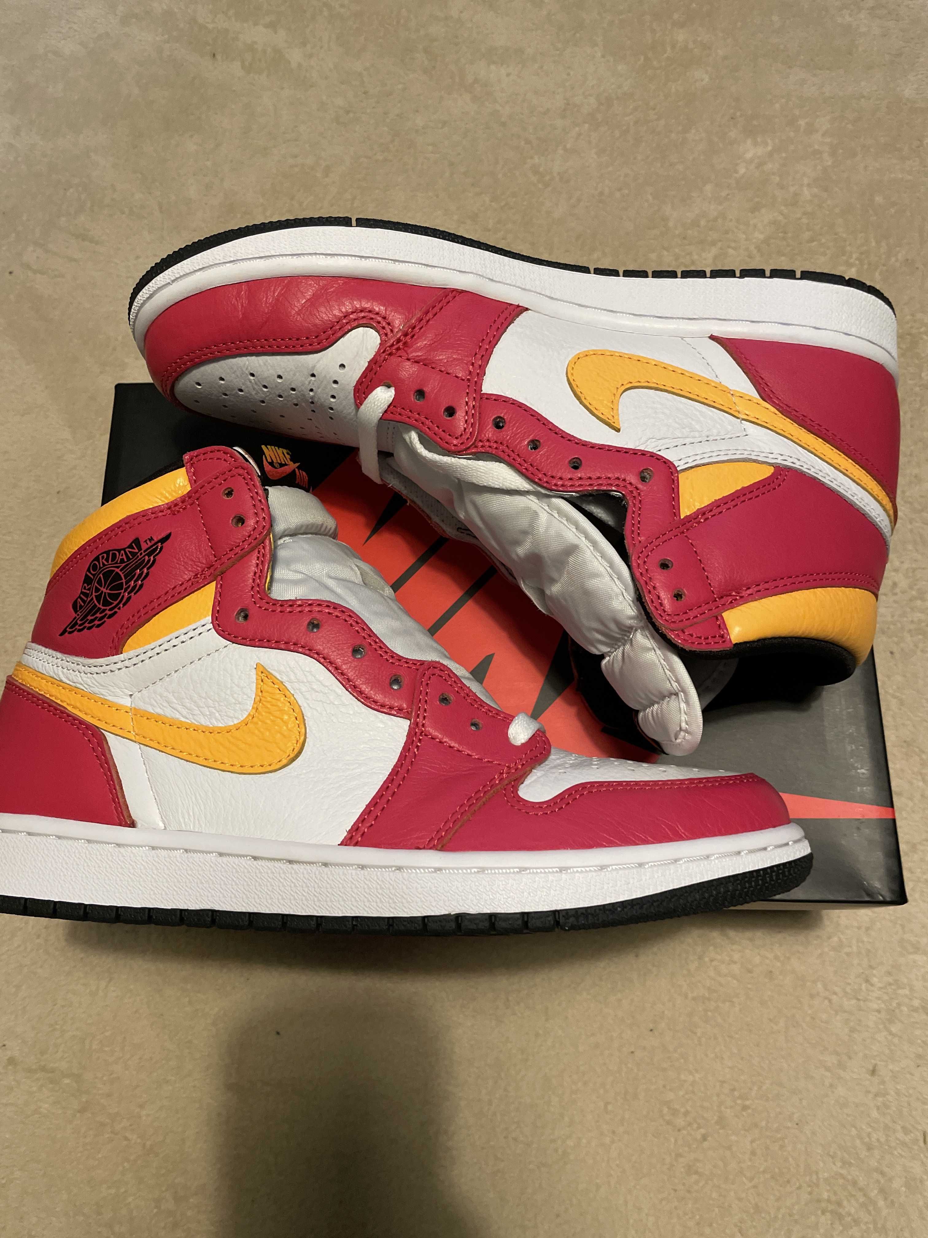 Nike Air Jordan 1 High OG "Light Fusion Red"