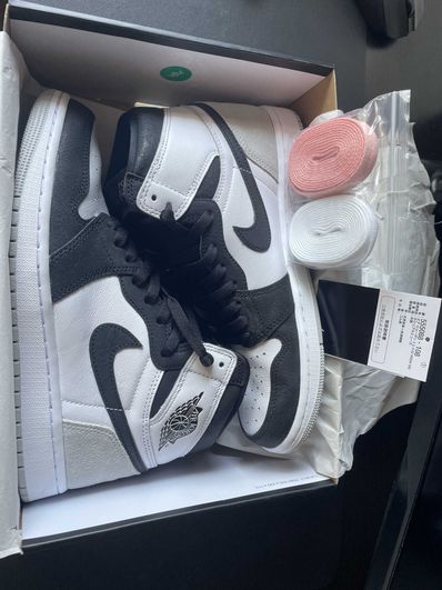 Nike Air Jordan 1 High OG "Bleached Coral"