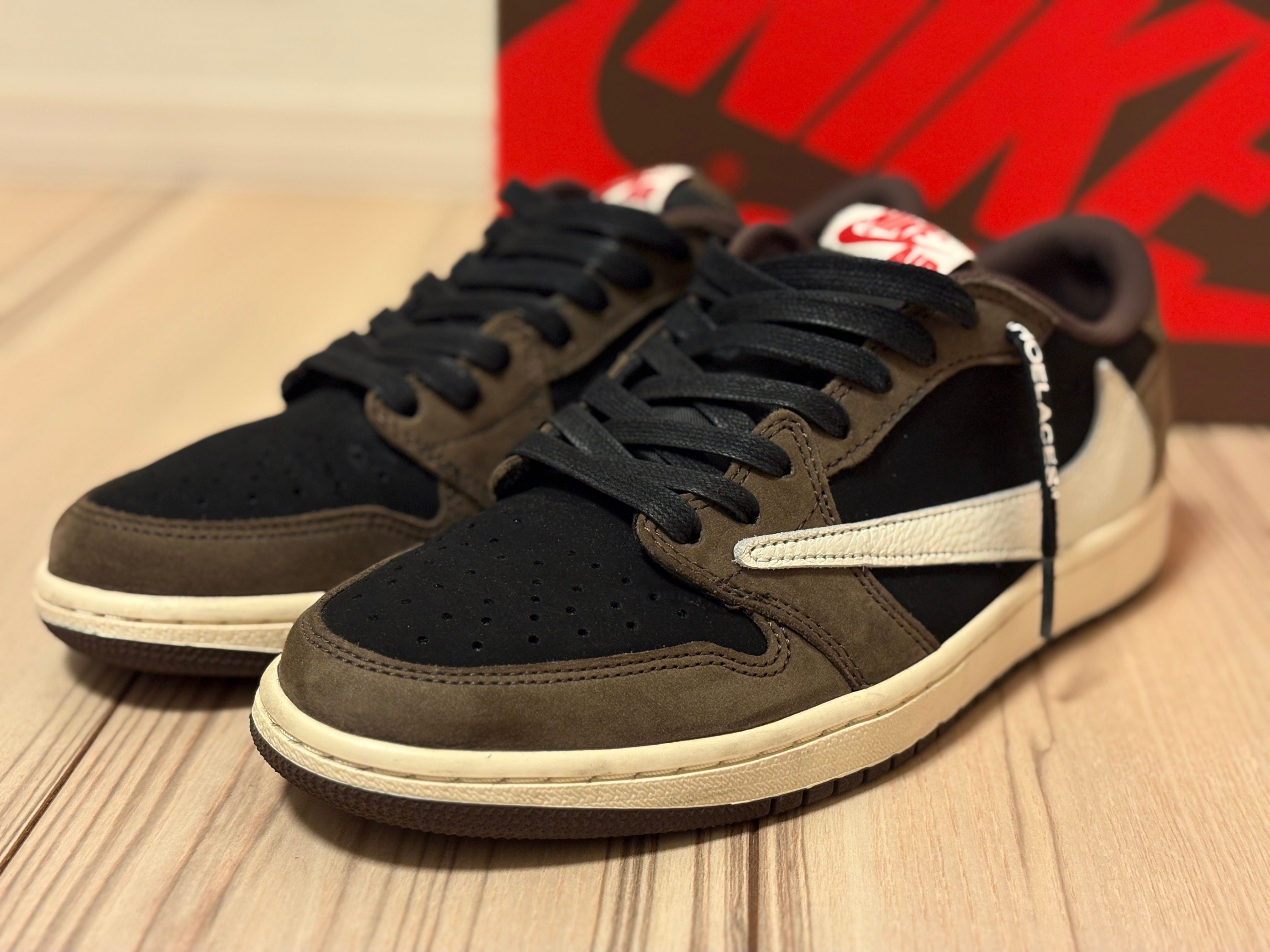 Travis Scott × Nike Air Jordan 1 Low OG SP-T  "Black/Dark Mocha"