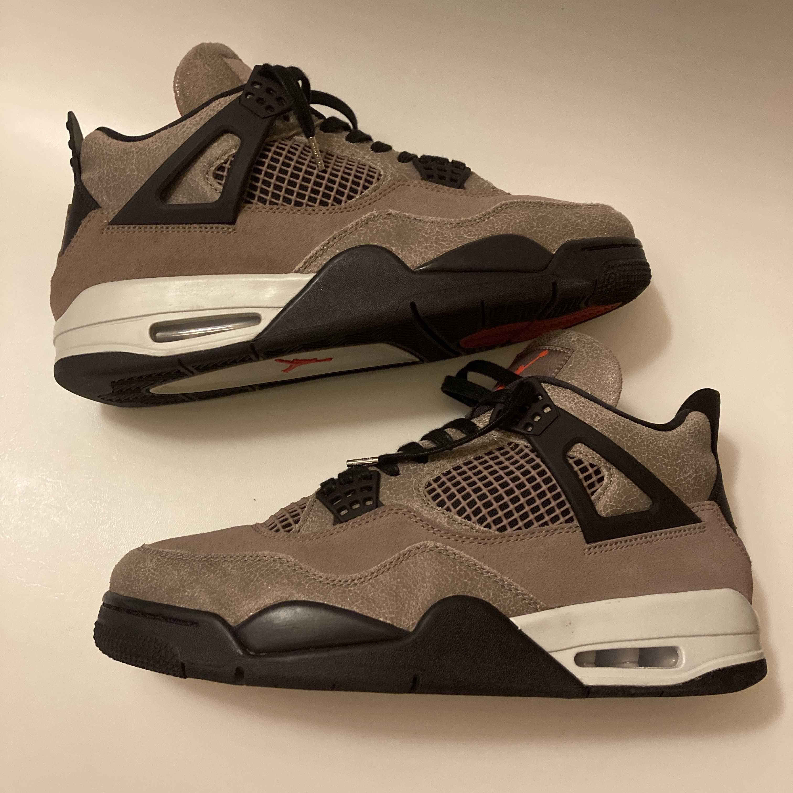 Nike Air Jordan 4 "Taupe Haze"   