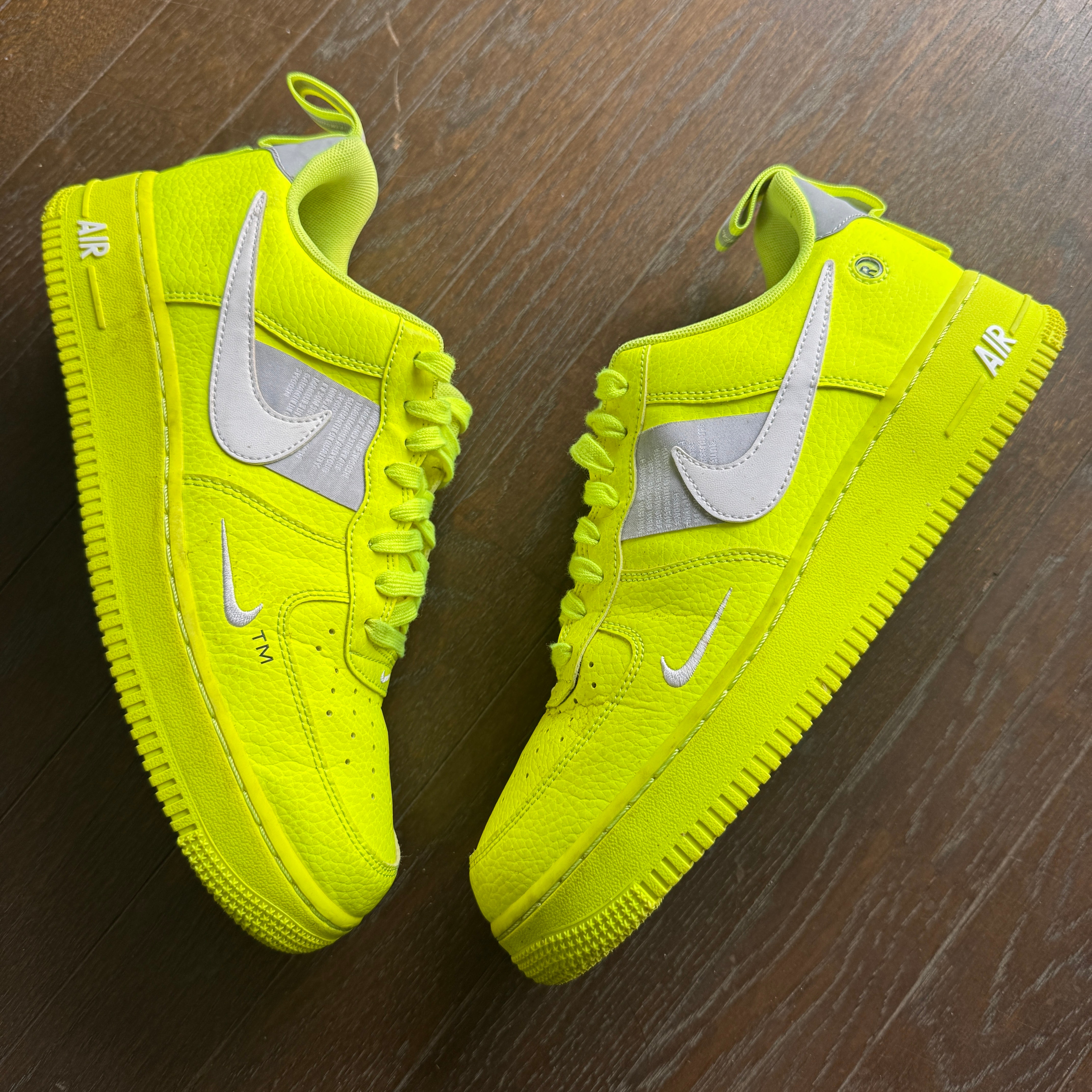 Nike Air Force 1 Low Utility "Volt/White/Black/Wolf Grey"