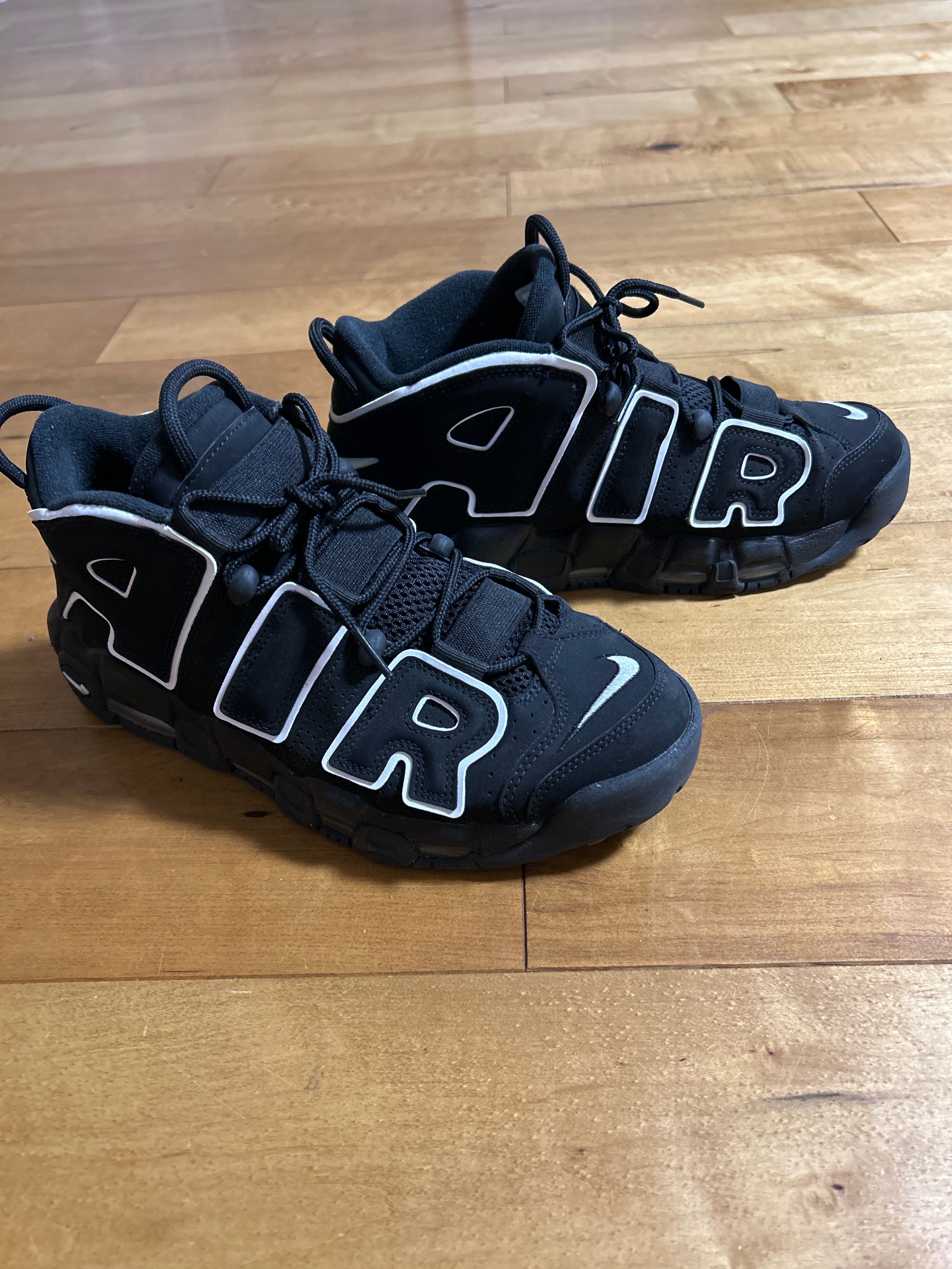 NIKE AIR MORE UPTEMPO "BLACK/WHITE"(2016)