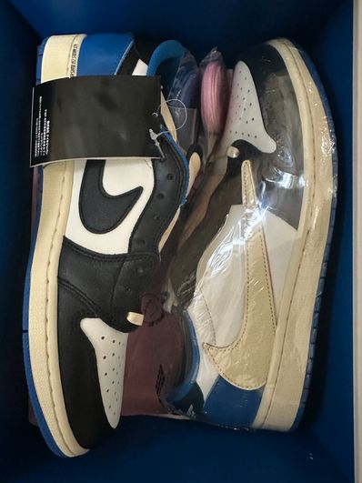 Travis Scott × fragment design × Nike Air Jordan 1 Low OG SP "Military Blue"