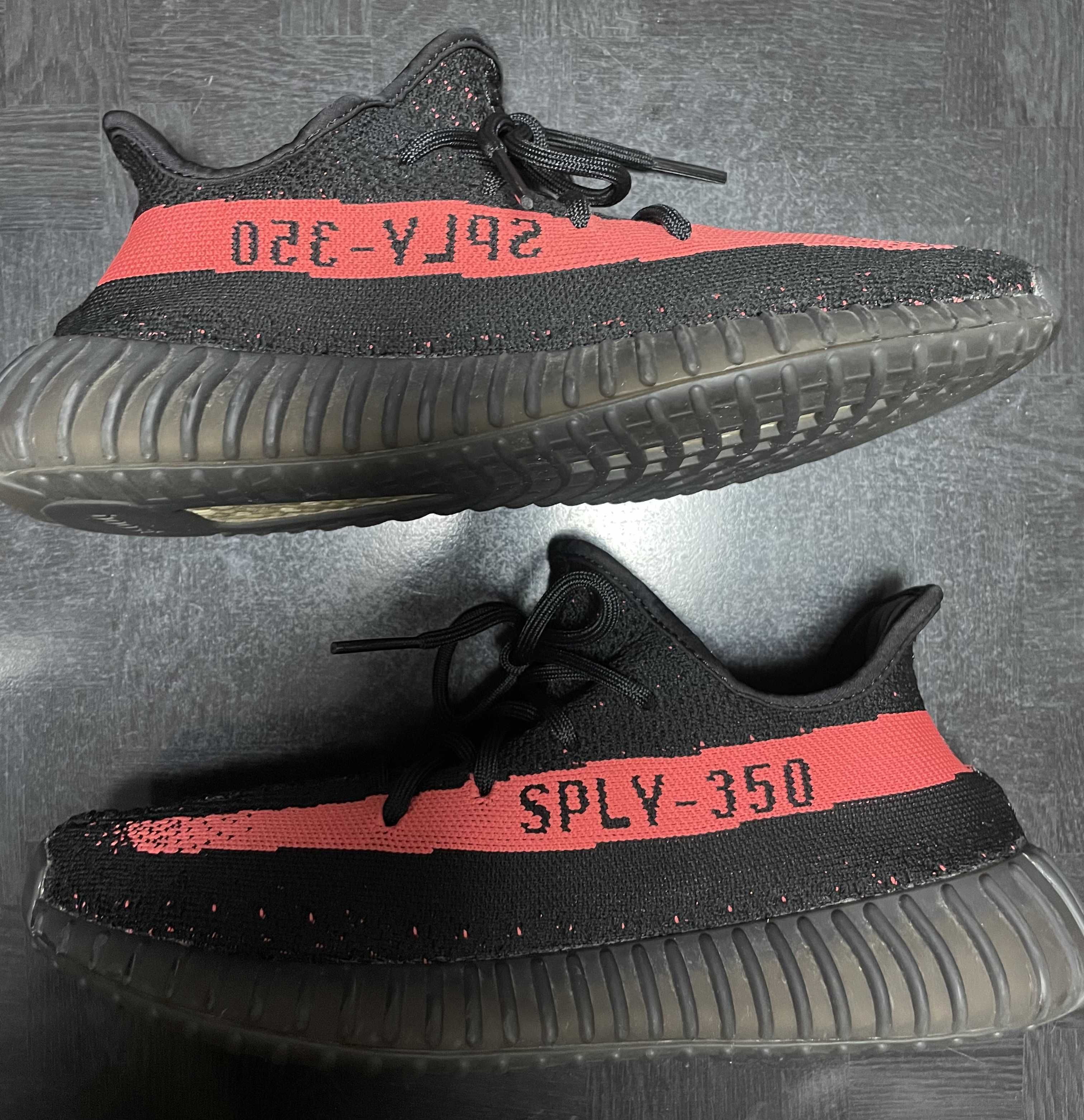adidas YEEZY Boost 350 V2 "Core Black/Red"