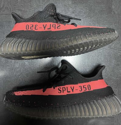 adidas YEEZY Boost 350 V2 "Core Black/Red"