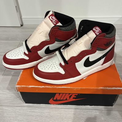 Nike Air Jordan 1 High OG "Lost & Found/Chicago"