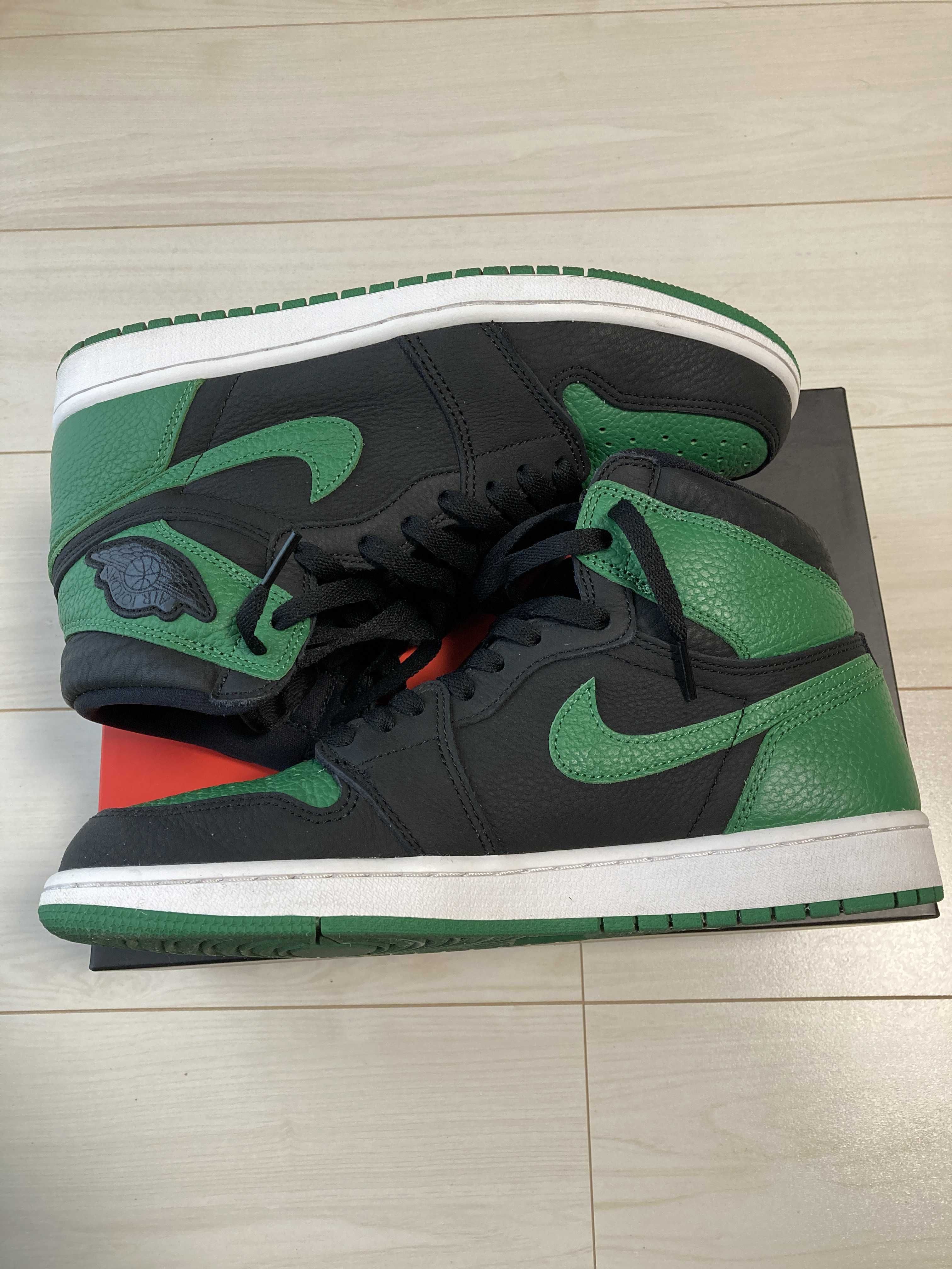 Nike Air Jordan 1 Retro High OG "Black/Pine Green" (2020)      
