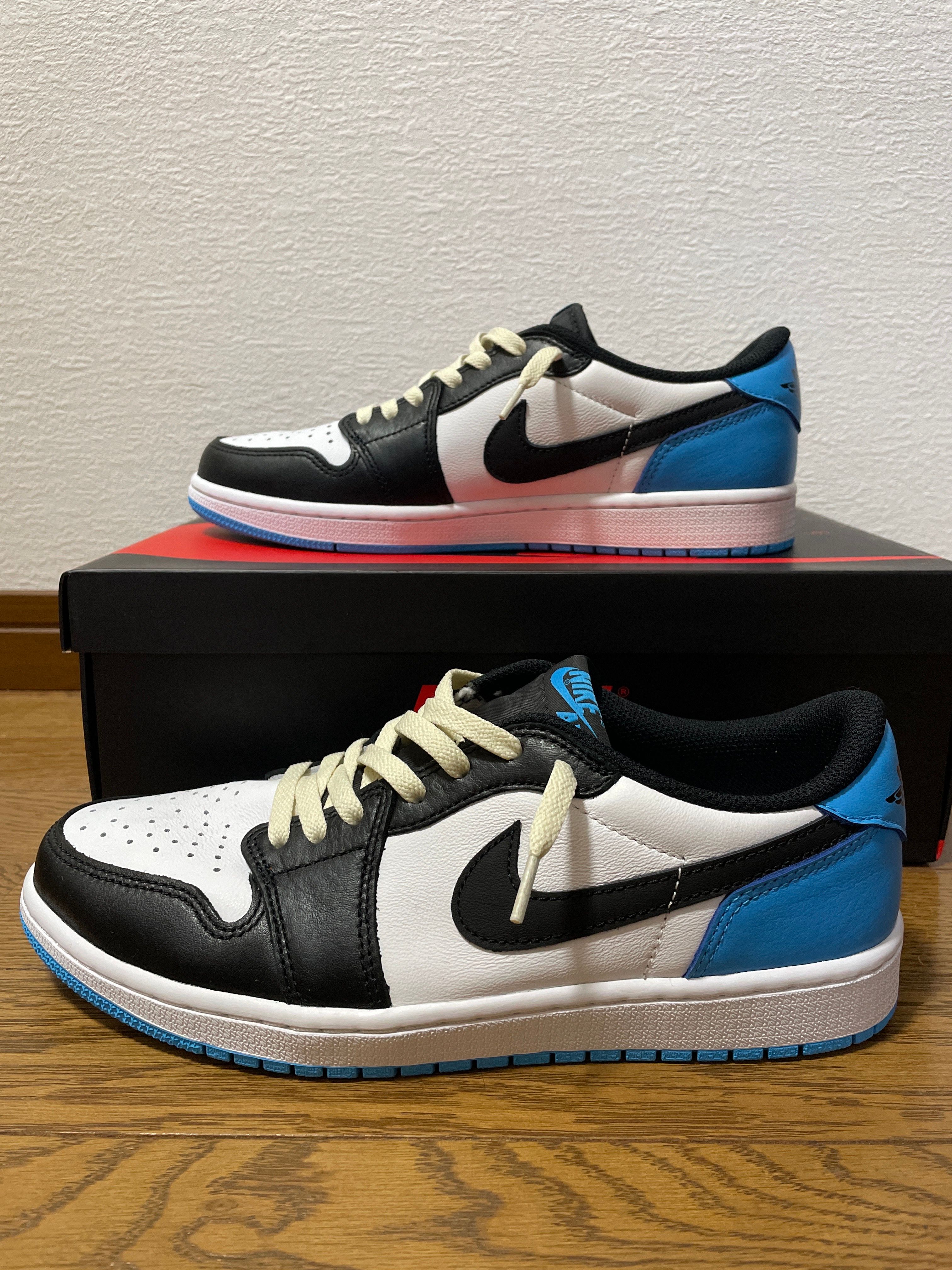 Nike Air Jordan 1 Low OG "Black and Dark Powder Blue/UNC"