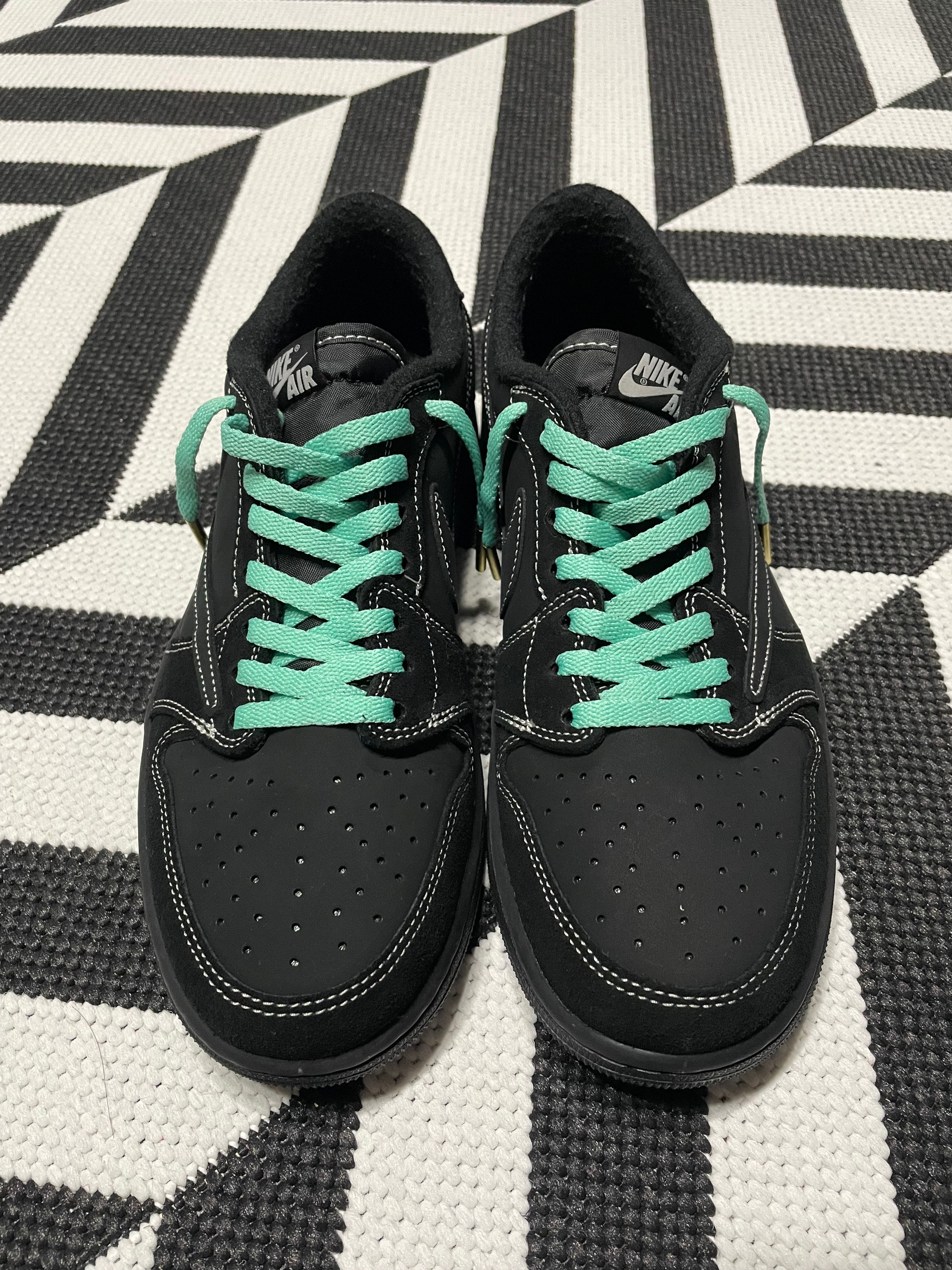 トラヴィススコット × ナイキ エアジョーダン1 ロー OG SP 