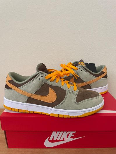 Nike Dunk Low SE "Dusty Olive"