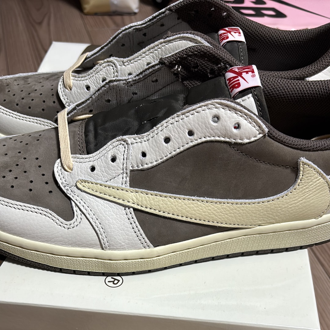 Travis Scott × Nike Air Jordan 1 Low OG SP "Reverse Mocha/Sail and Ridgerock"
