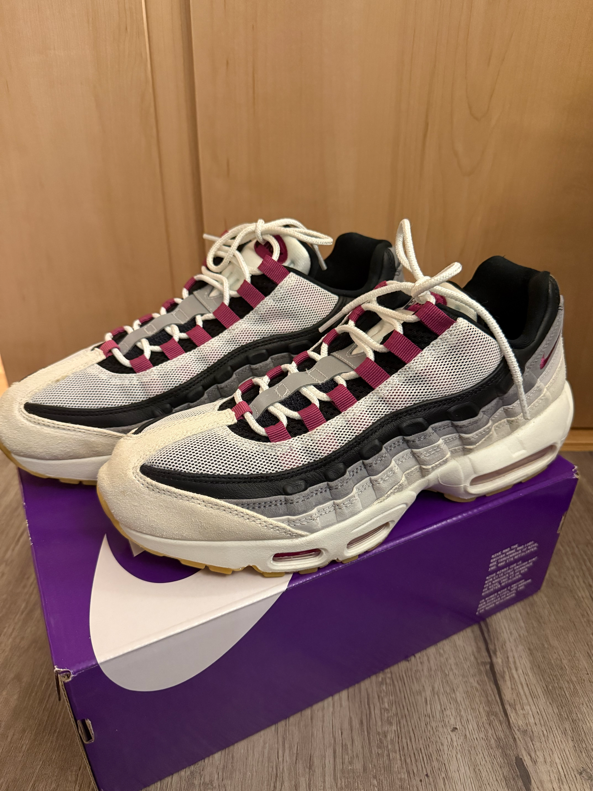 Nike SB Air Max 95 "Summit White/Cactus Flower"