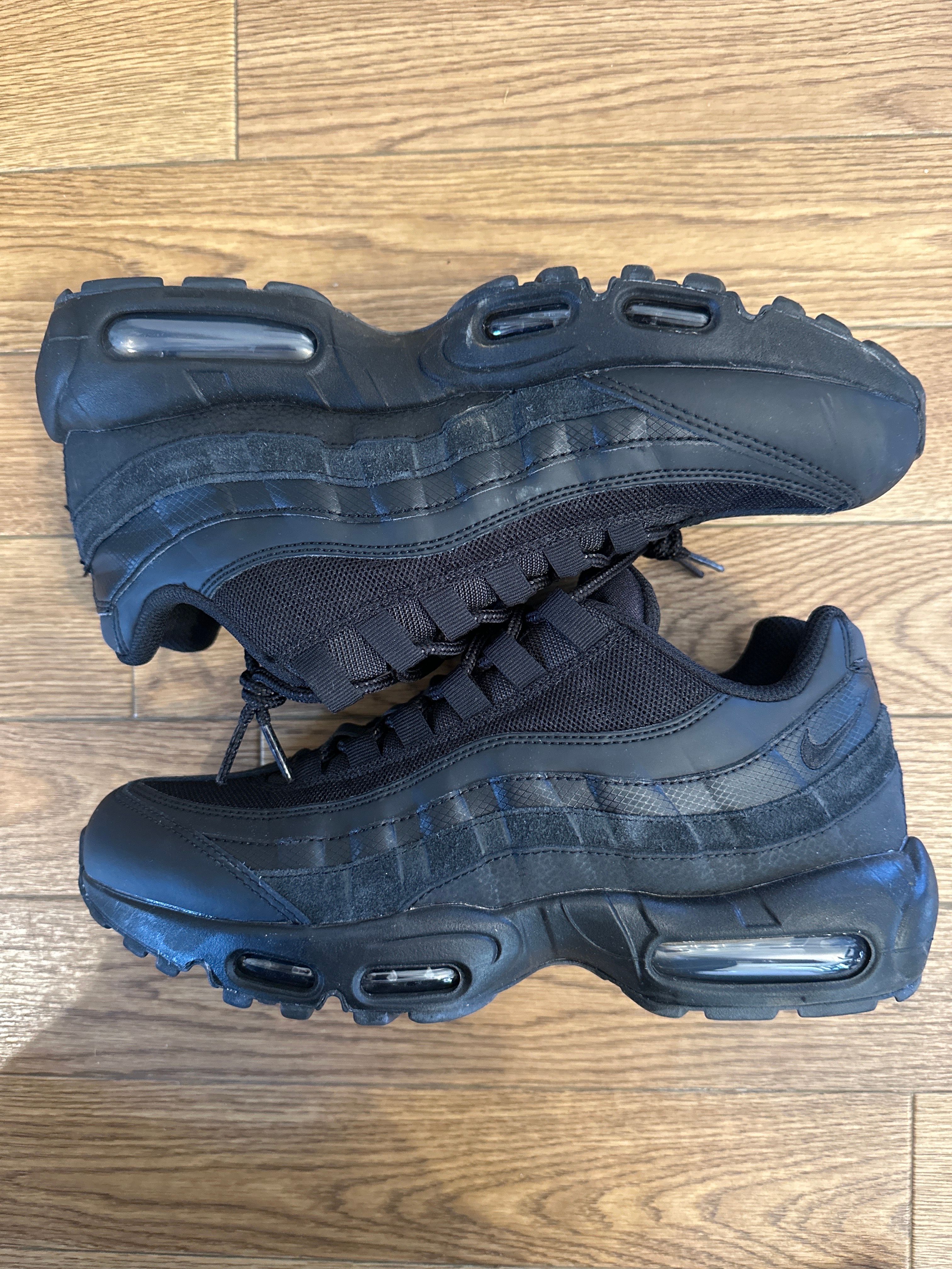 Nike Air Max 95 Essential "Black/Dark Grey/Black"