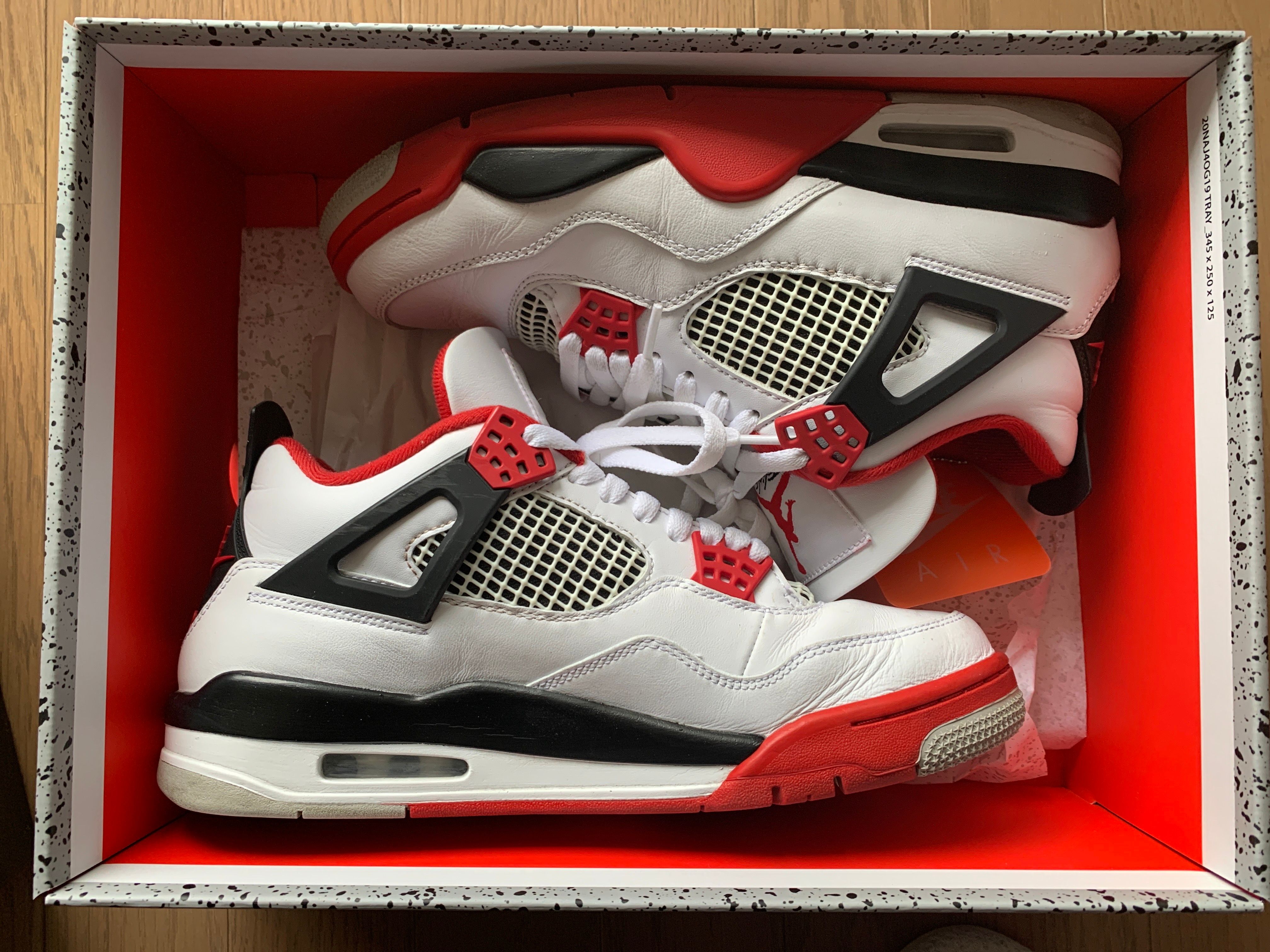 Nike Air Jordan 4 Retro OG "Fire Red" (2020)