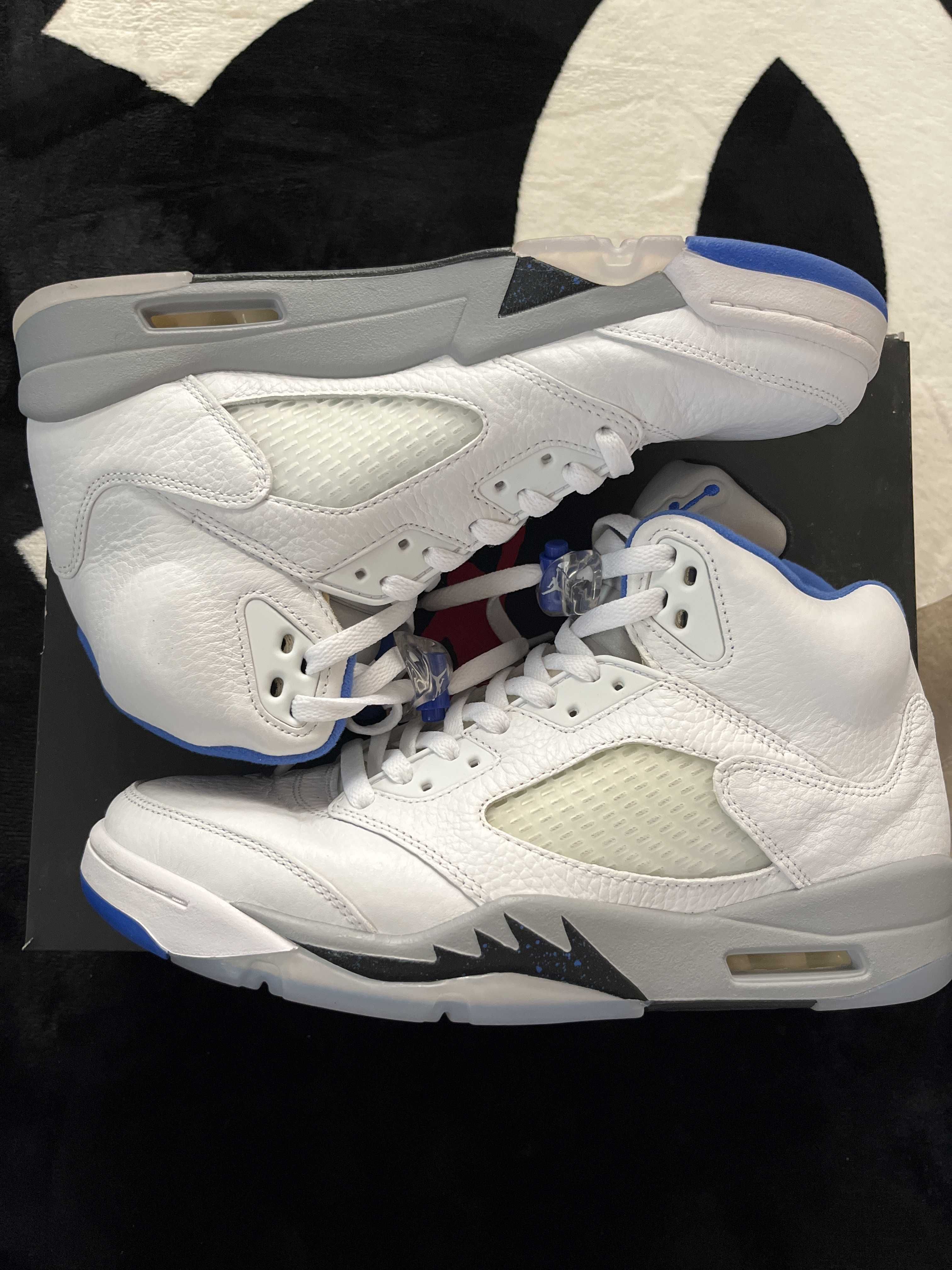 Nike Air Jordan 5 "Stealth 2.0"