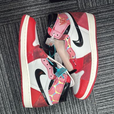 Spider-Man × Nike Air Jordan 1 Retro High OG SP "Spider-Man: Across the Spider-Verse/University Red"