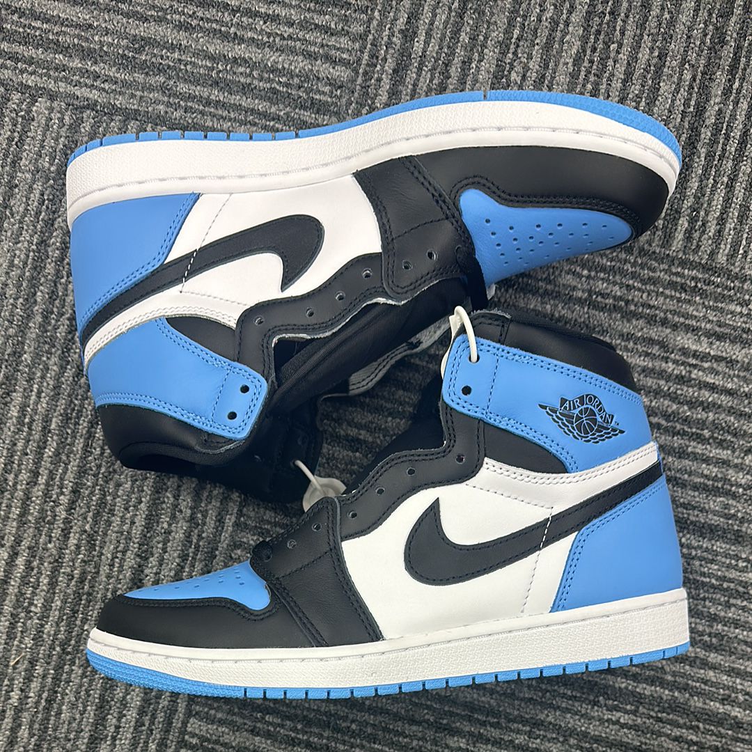 Nike Air Jordan 1 Retro High OG "University Blue/UNC Toe"