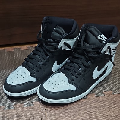 Nike Air Jordan 1 Retro High OG "Black/White"
