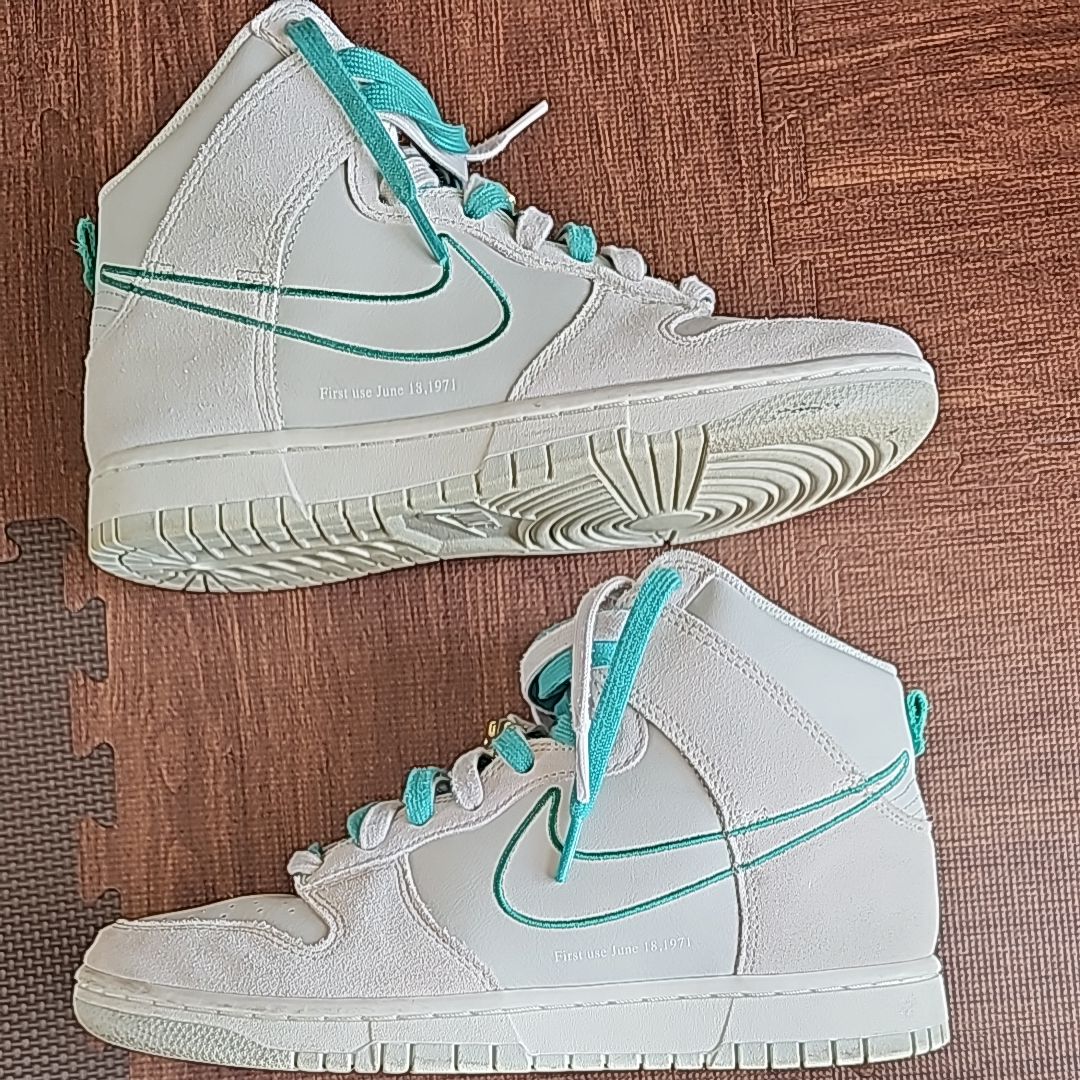 Nike Dunk High SE First Use "Light Bone/Green Noise"