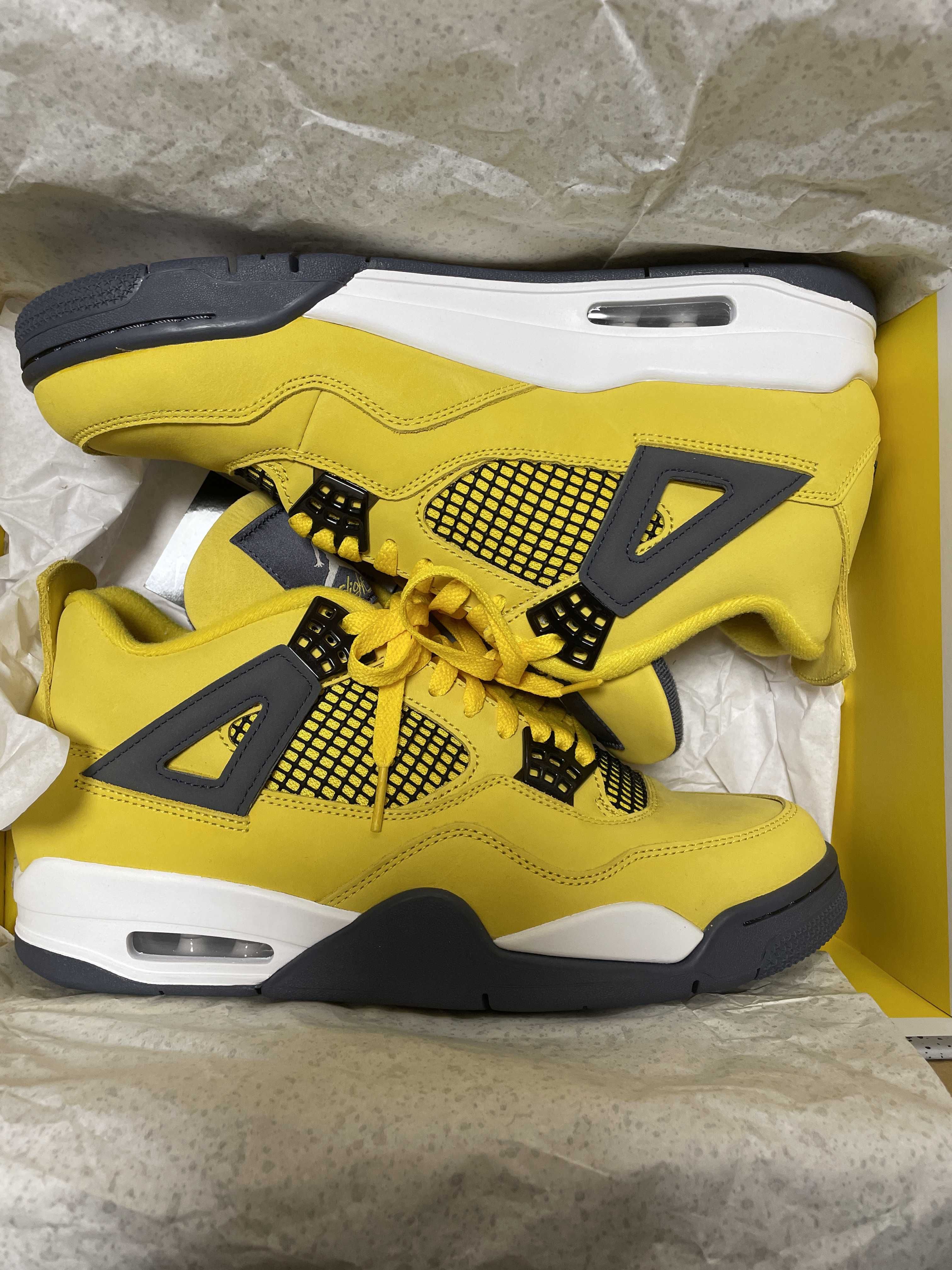 Nike Air Jordan 4 "Tour Yellow"