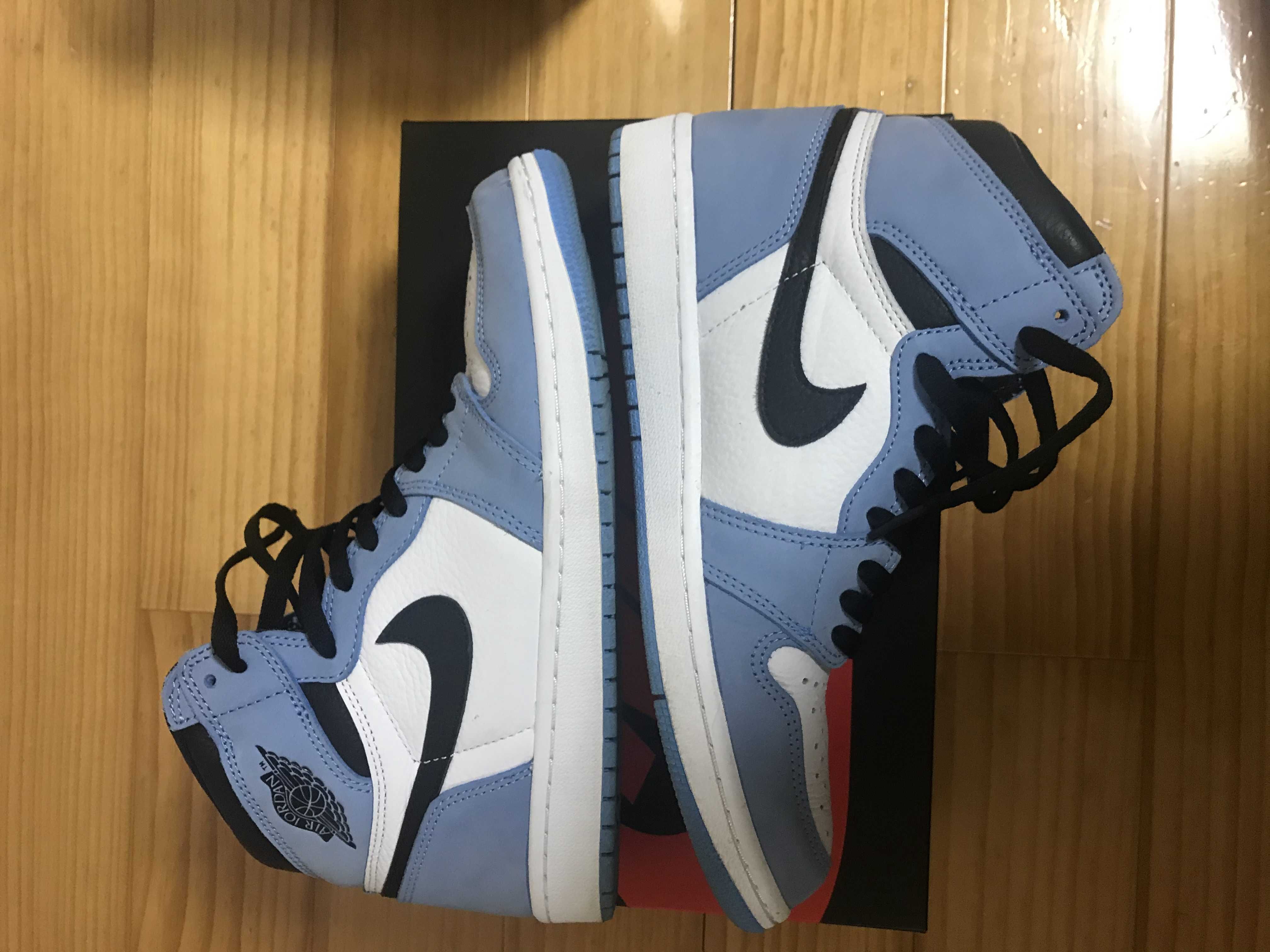 Nike Air Jordan 1 High OG "University Blue"