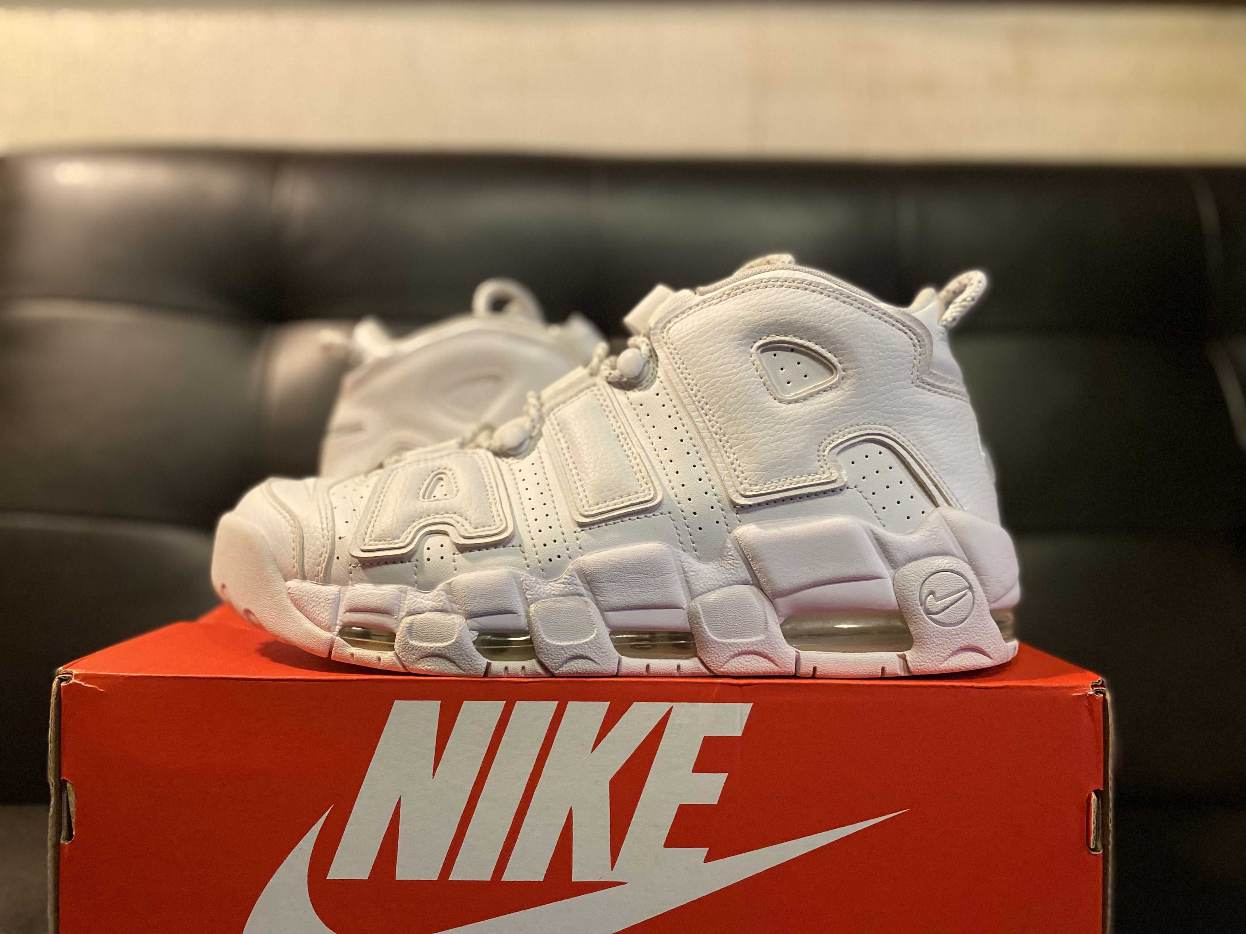 Nike Air More Uptempo '96 "Triple White" (2017) 921948-100