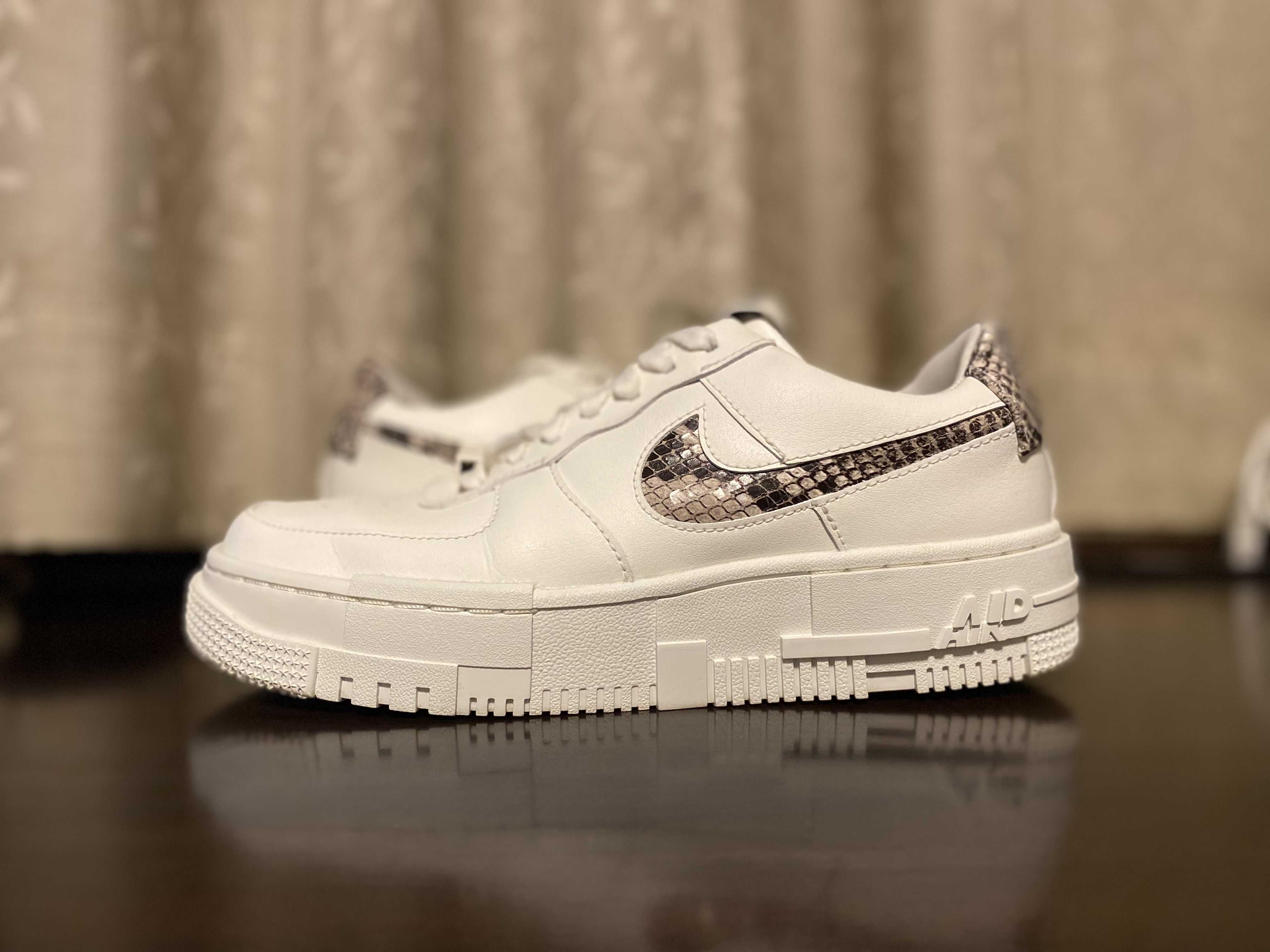 Nike Women's Air Force 1 Pixel SE "Snake"